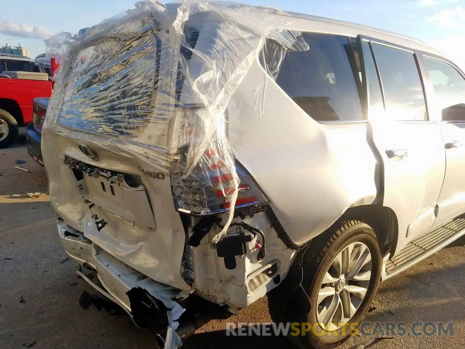 9 Photograph of a damaged car JTJBM7FX4K5227334 LEXUS GX 2019