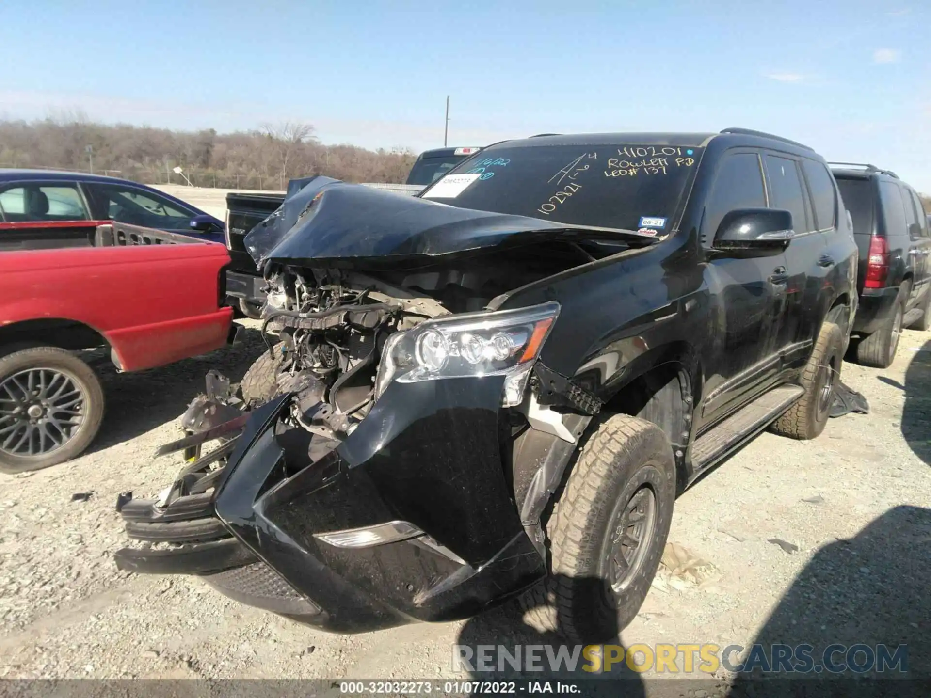 2 Photograph of a damaged car JTJBM7FX4K5233618 LEXUS GX 2019