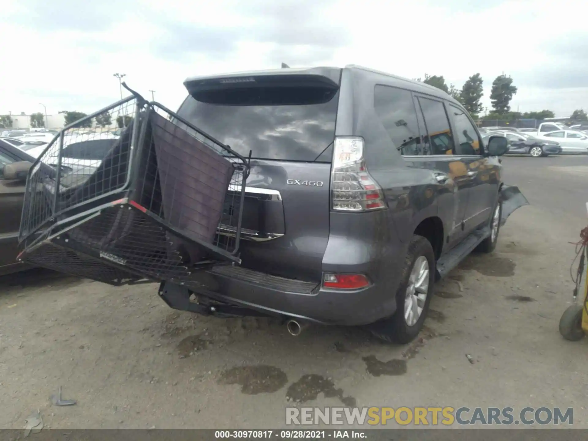 4 Photograph of a damaged car JTJBM7FX4K5234526 LEXUS GX 2019