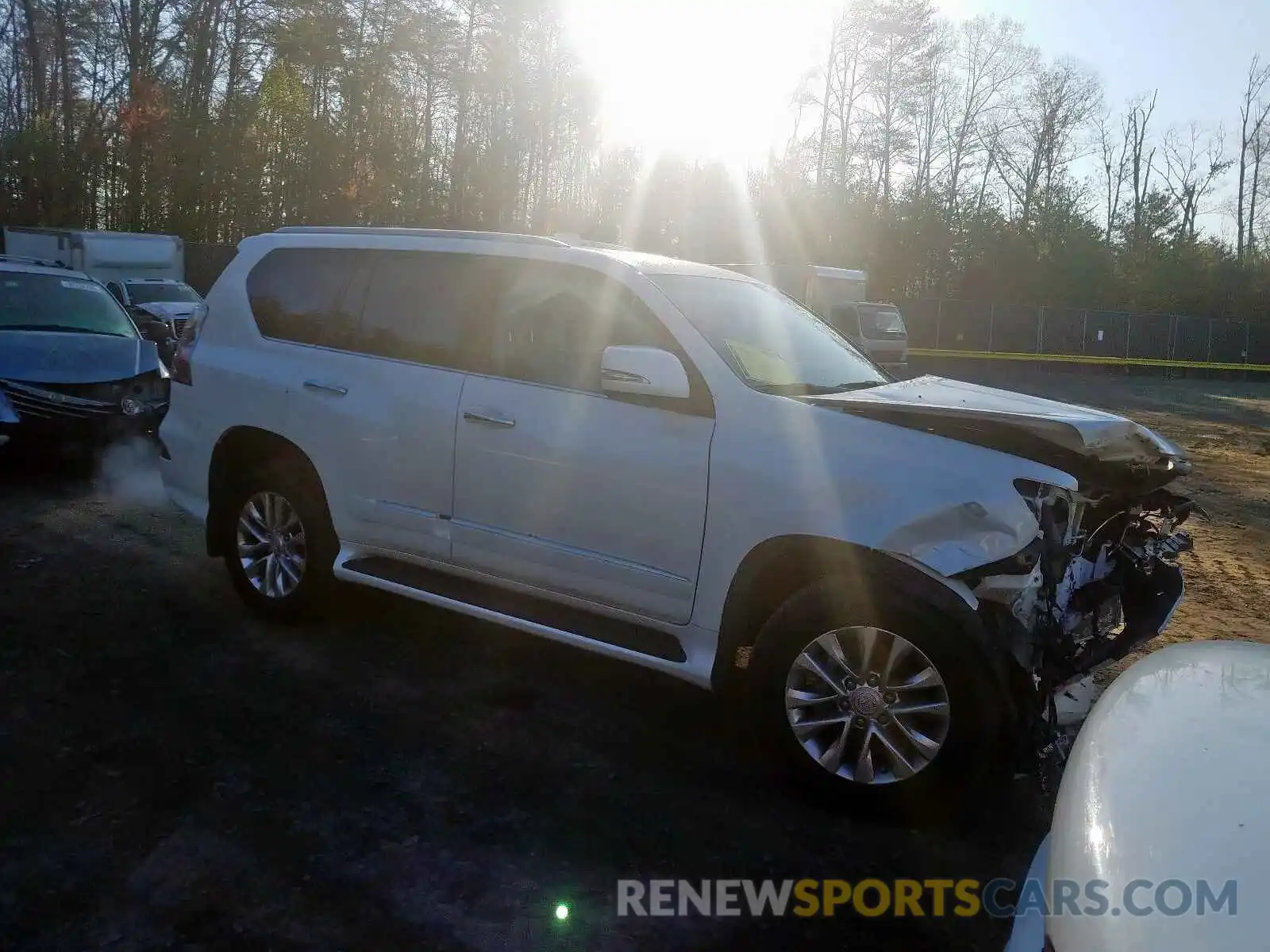 1 Photograph of a damaged car JTJBM7FX4K5236289 LEXUS GX 2019