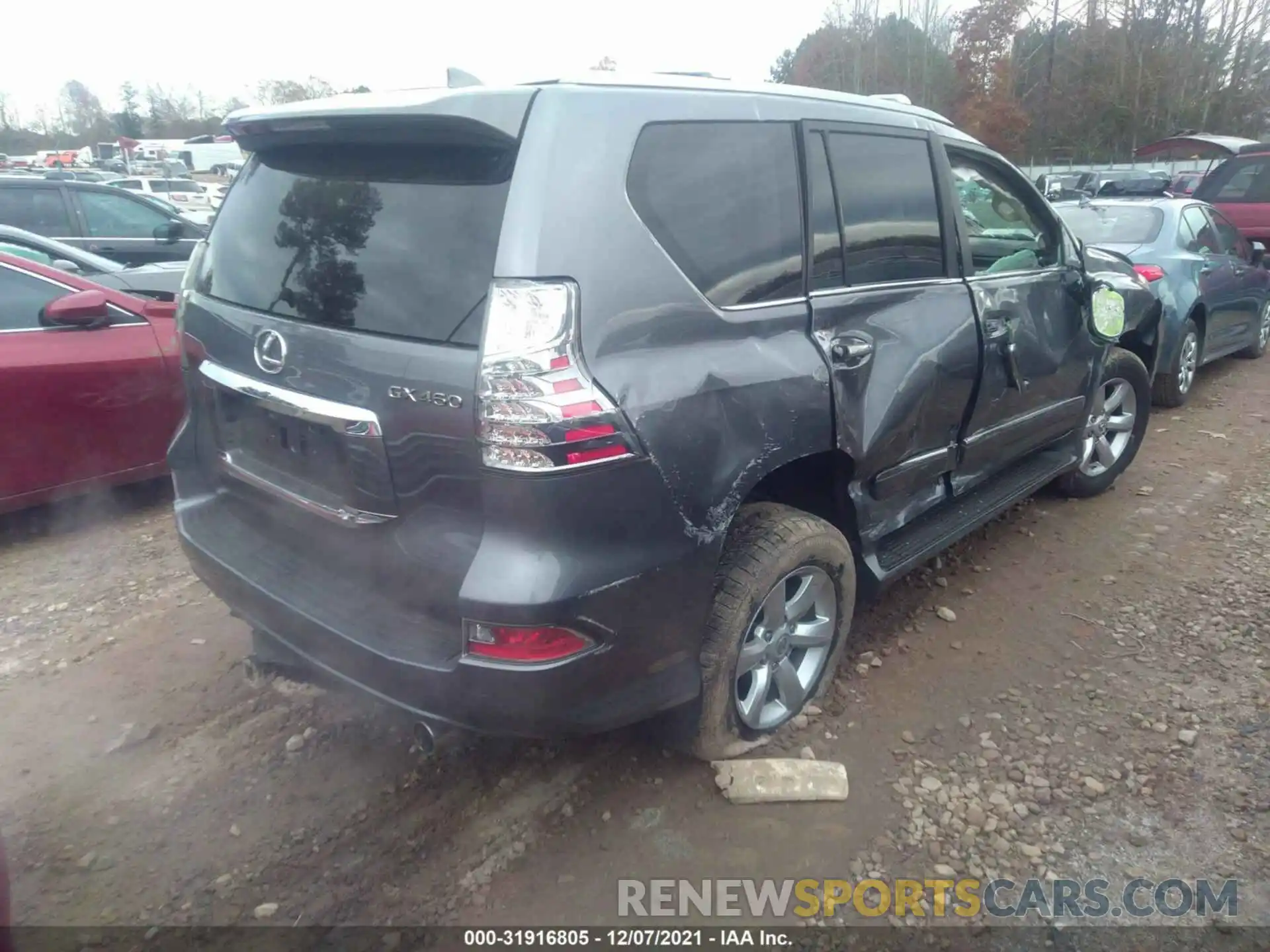 4 Photograph of a damaged car JTJBM7FX5K5219470 LEXUS GX 2019