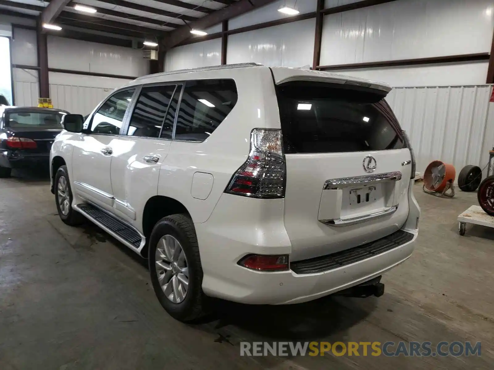 3 Фотография поврежденного автомобиля JTJBM7FX5K5221753 LEXUS GX 2019