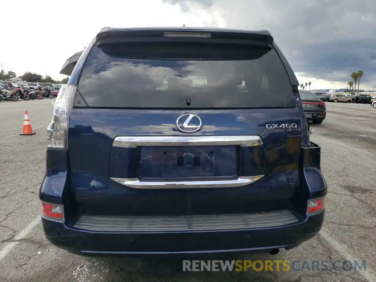 6 Photograph of a damaged car JTJBM7FX5K5224832 LEXUS GX 2019