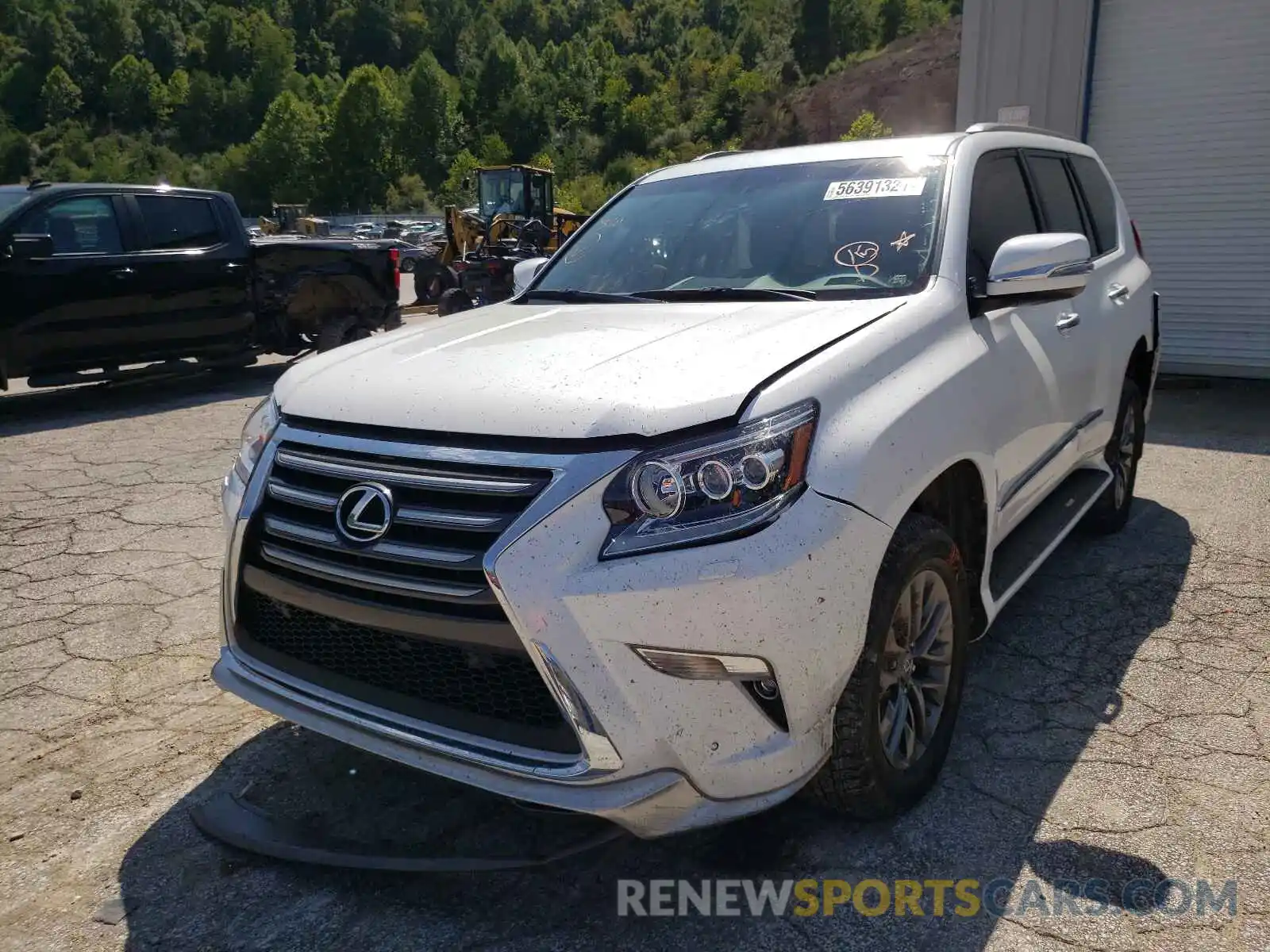 2 Photograph of a damaged car JTJBM7FX5K5237192 LEXUS GX 2019