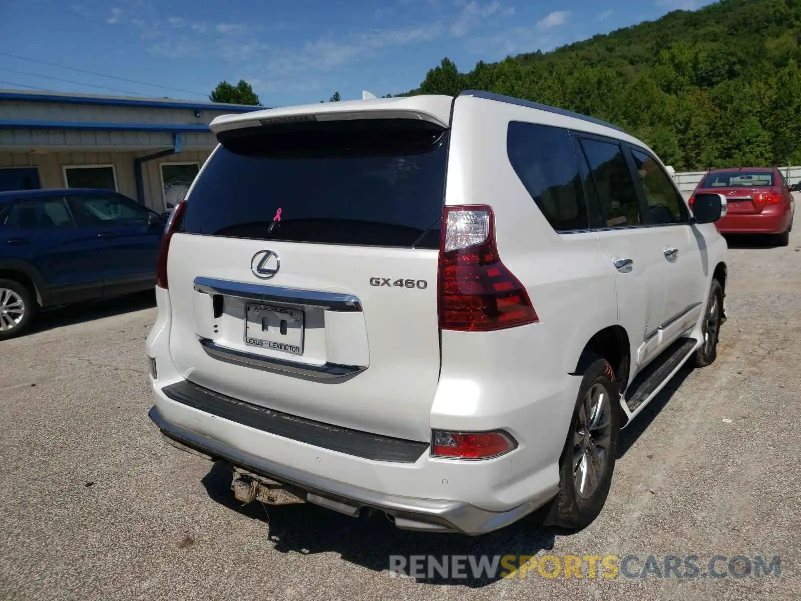 4 Photograph of a damaged car JTJBM7FX5K5237192 LEXUS GX 2019