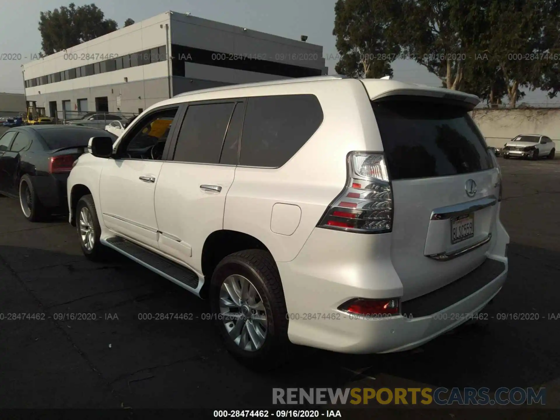 3 Photograph of a damaged car JTJBM7FX5K5238116 LEXUS GX 2019