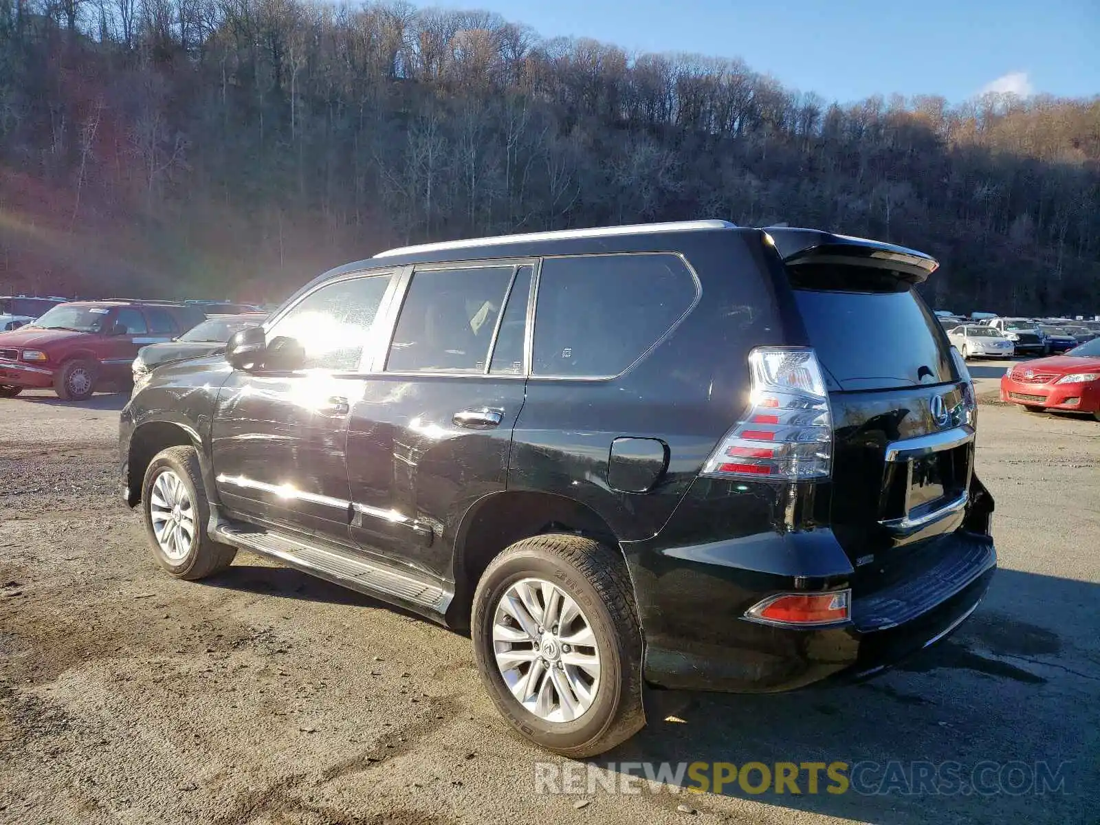 3 Фотография поврежденного автомобиля JTJBM7FX6K5217825 LEXUS GX 2019