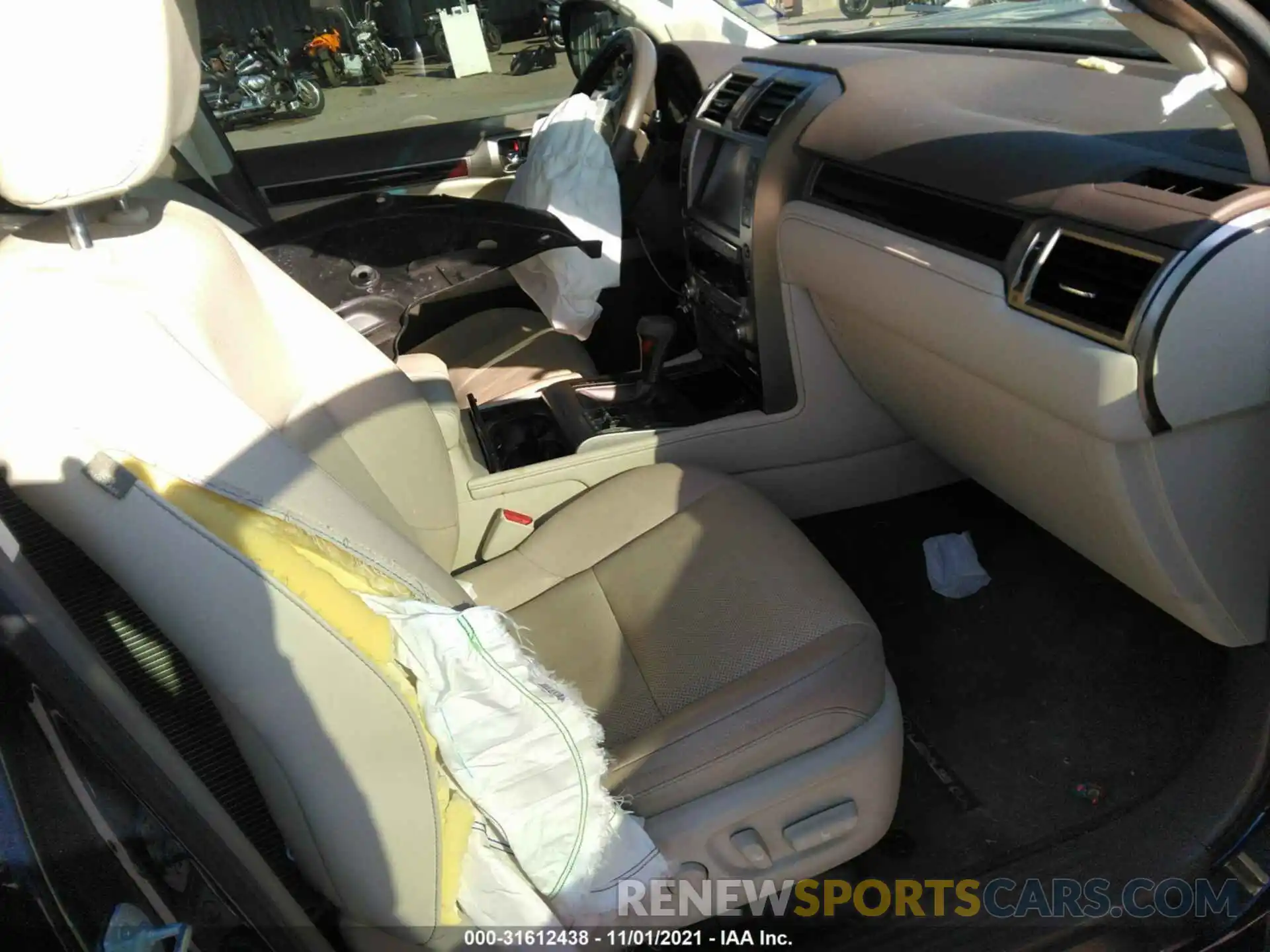 5 Photograph of a damaged car JTJBM7FX6K5222328 LEXUS GX 2019