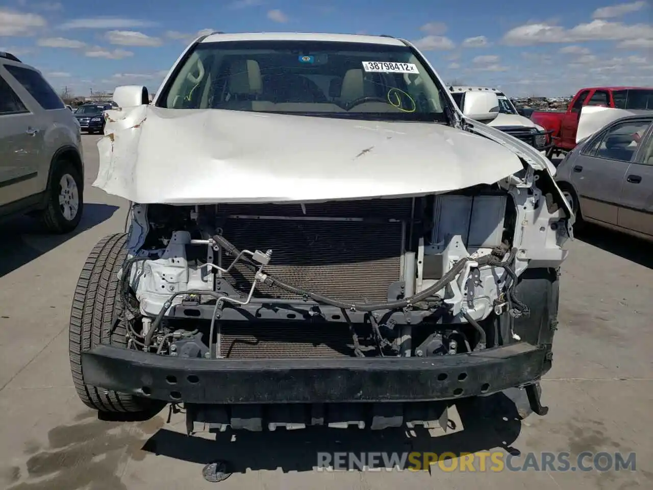 9 Photograph of a damaged car JTJBM7FX6K5223690 LEXUS GX 2019