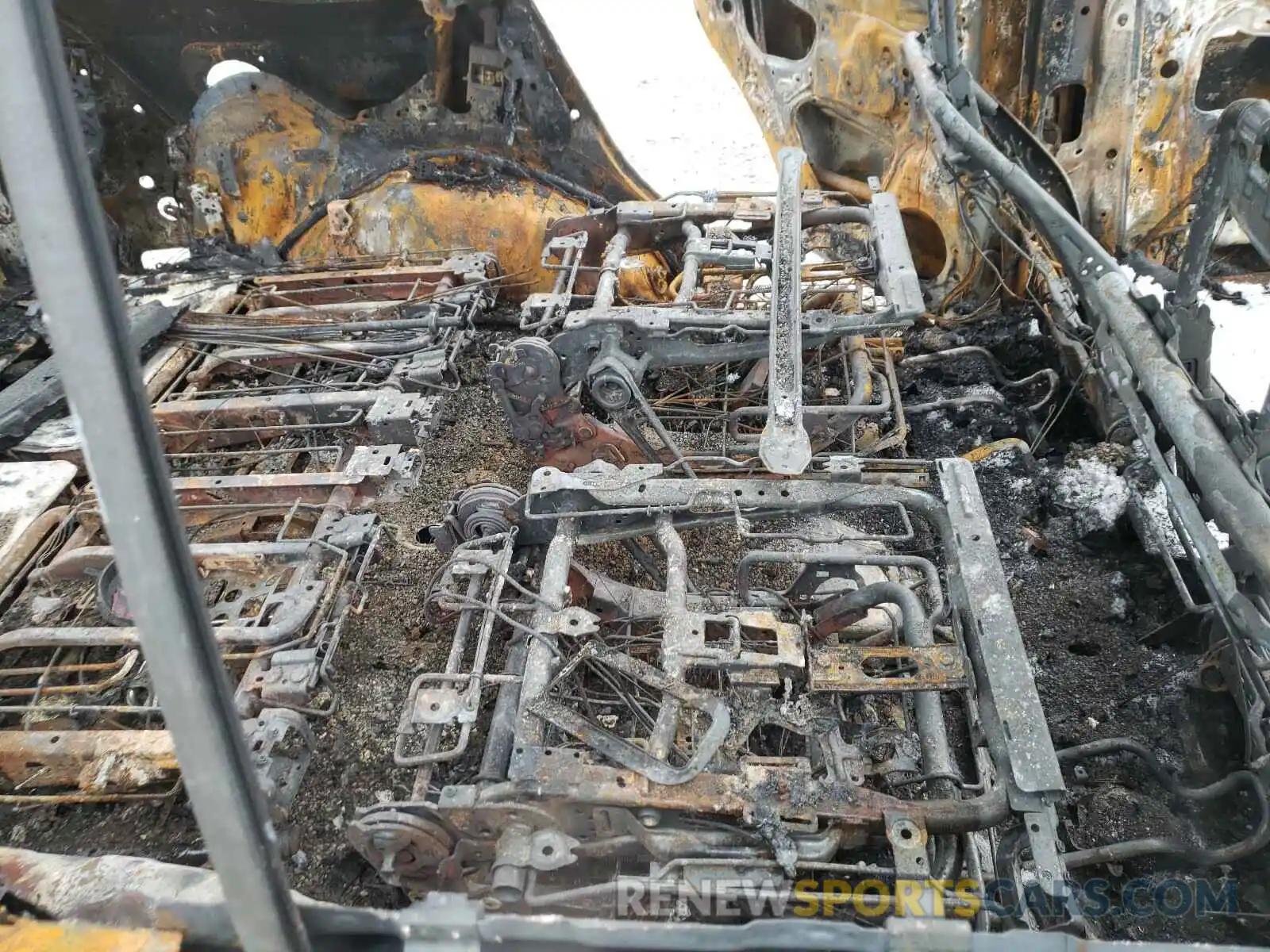 6 Photograph of a damaged car JTJBM7FX6K5239940 LEXUS GX 2019