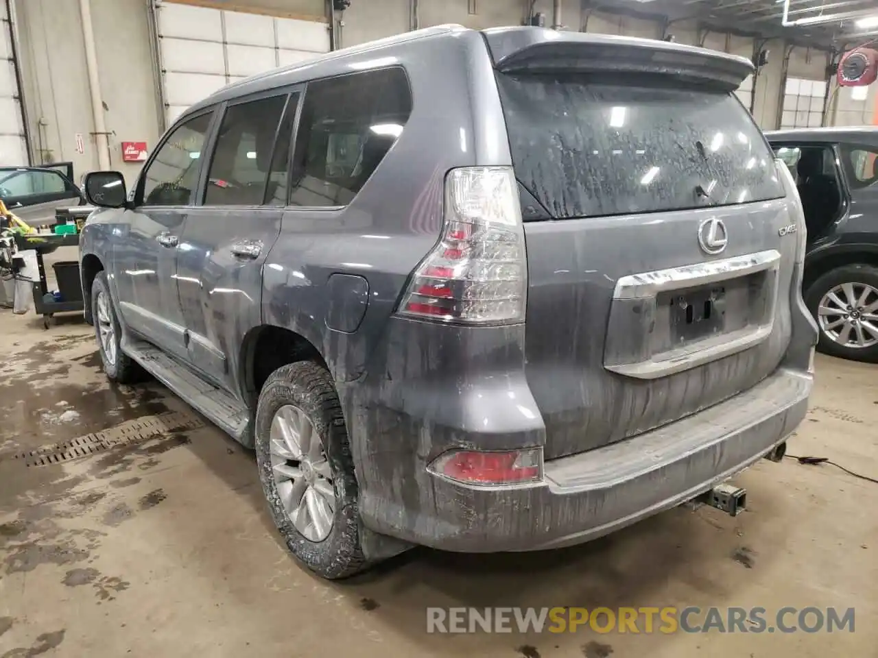 3 Фотография поврежденного автомобиля JTJBM7FX6K5246340 LEXUS GX 2019