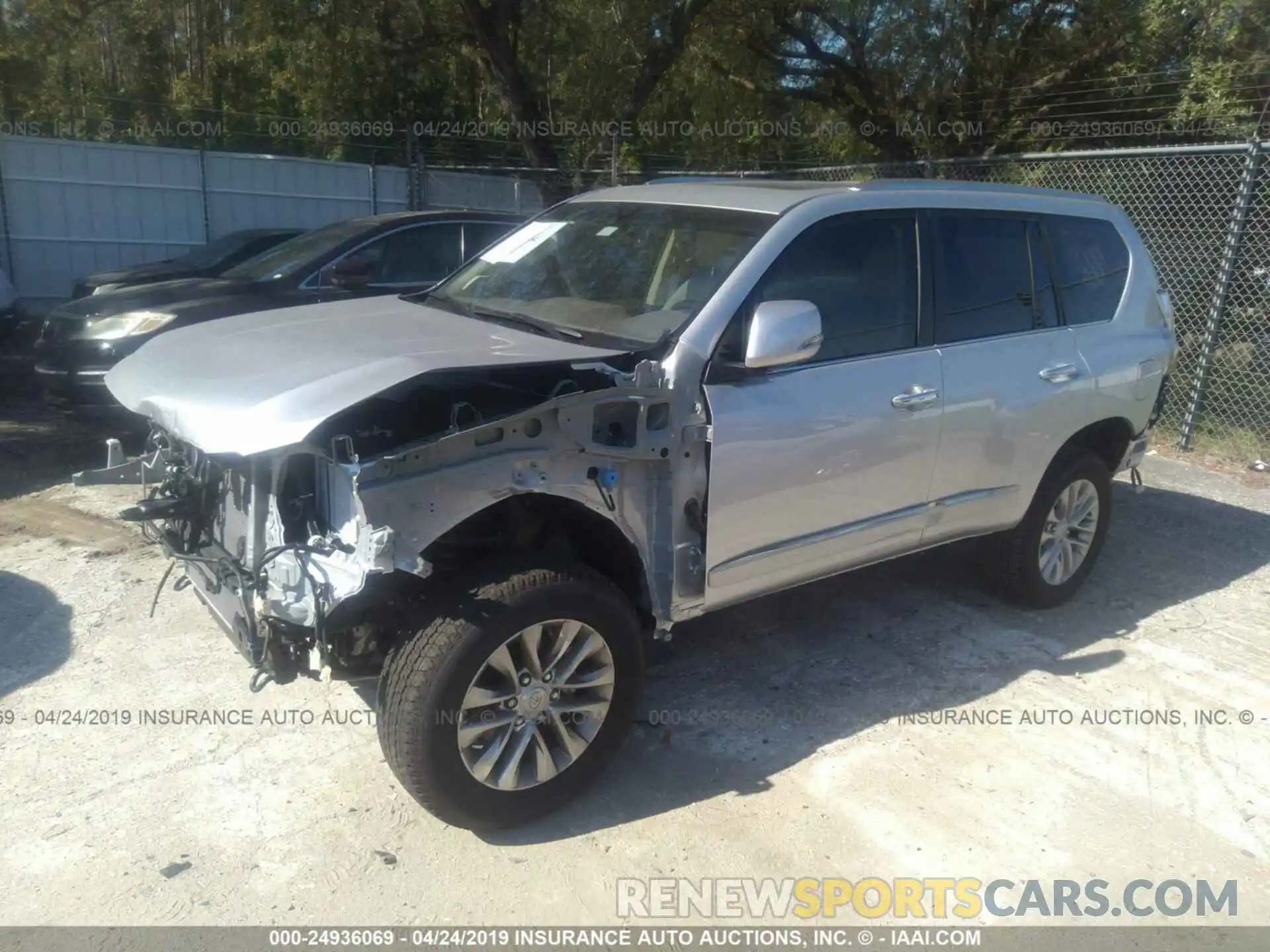 2 Photograph of a damaged car JTJBM7FX7K5212990 LEXUS GX 2019