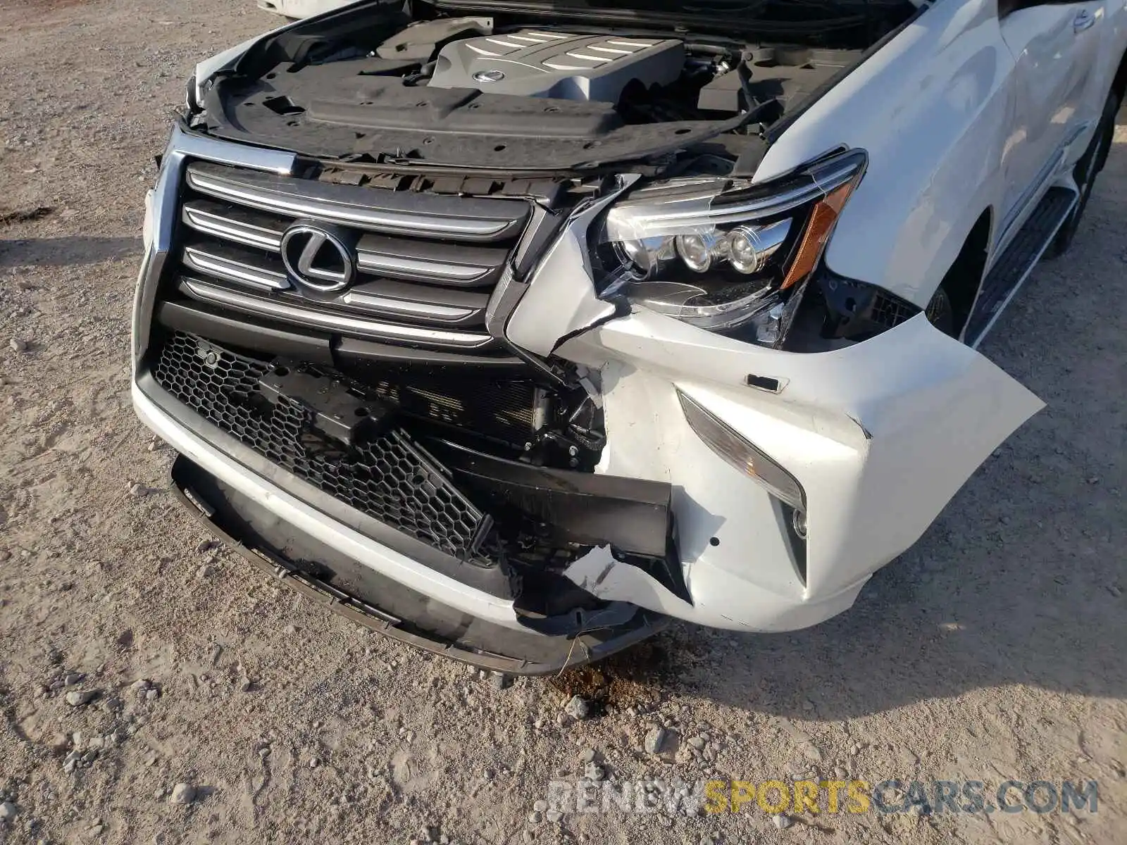 9 Photograph of a damaged car JTJBM7FX7K5213931 LEXUS GX 2019