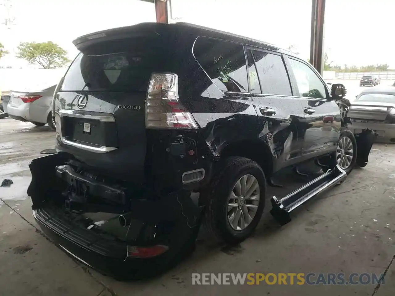 4 Photograph of a damaged car JTJBM7FX7K5232110 LEXUS GX 2019