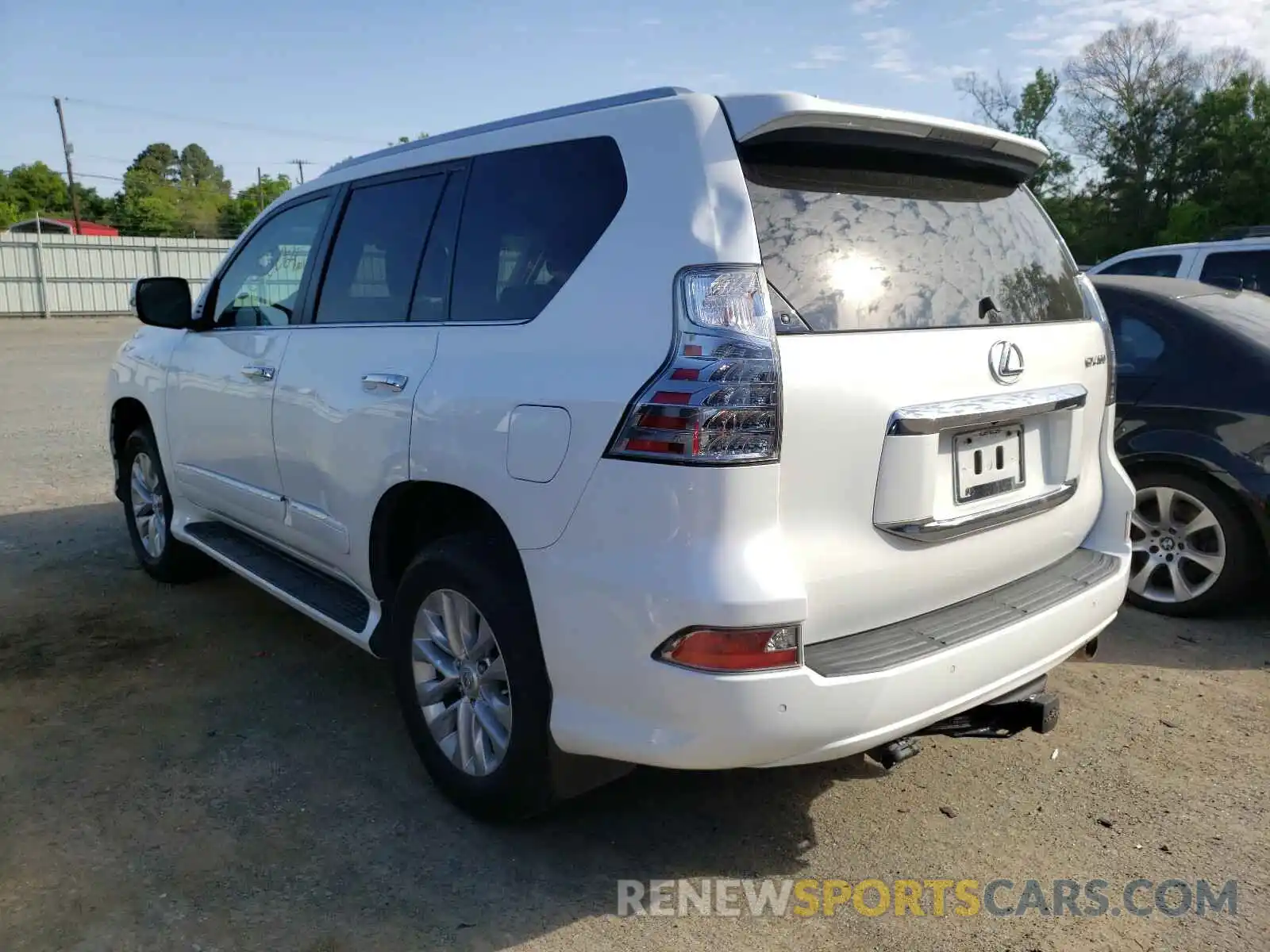 3 Фотография поврежденного автомобиля JTJBM7FX8K5212626 LEXUS GX 2019