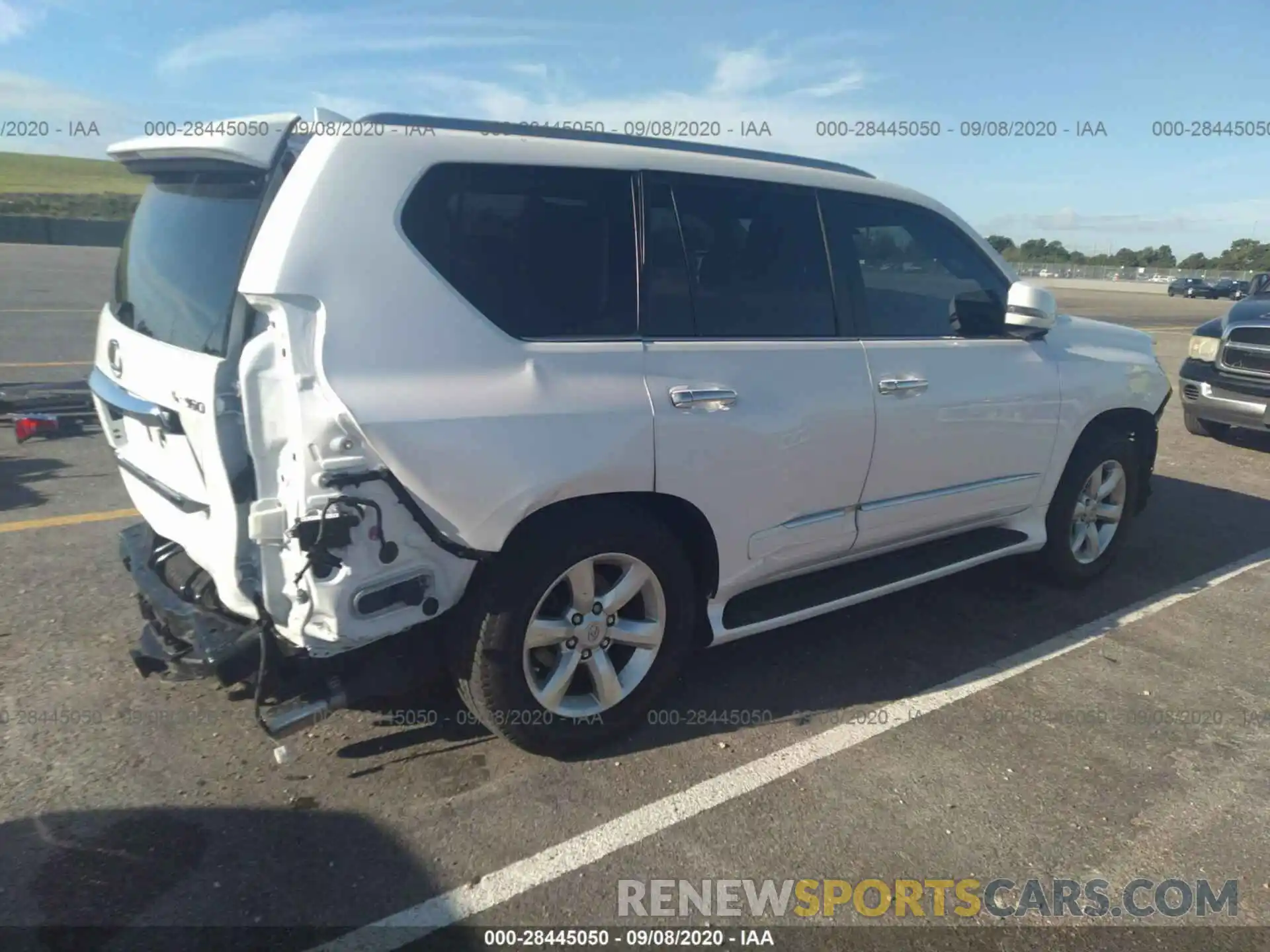 4 Photograph of a damaged car JTJBM7FX8K5215753 LEXUS GX 2019