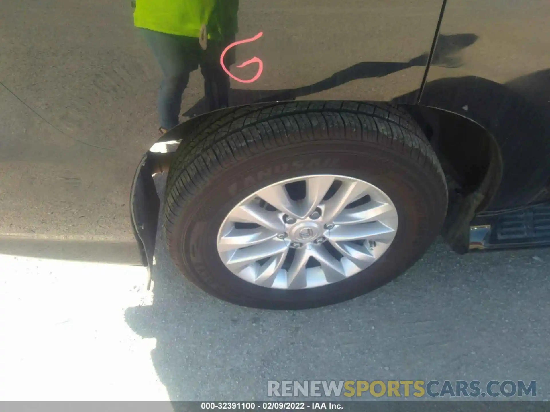 15 Photograph of a damaged car JTJBM7FX8K5215851 LEXUS GX 2019