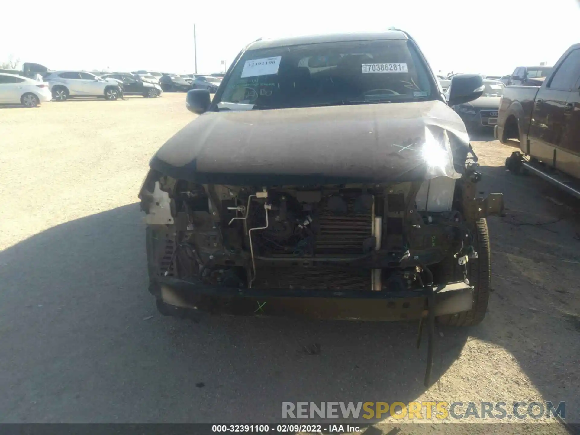 6 Photograph of a damaged car JTJBM7FX8K5215851 LEXUS GX 2019