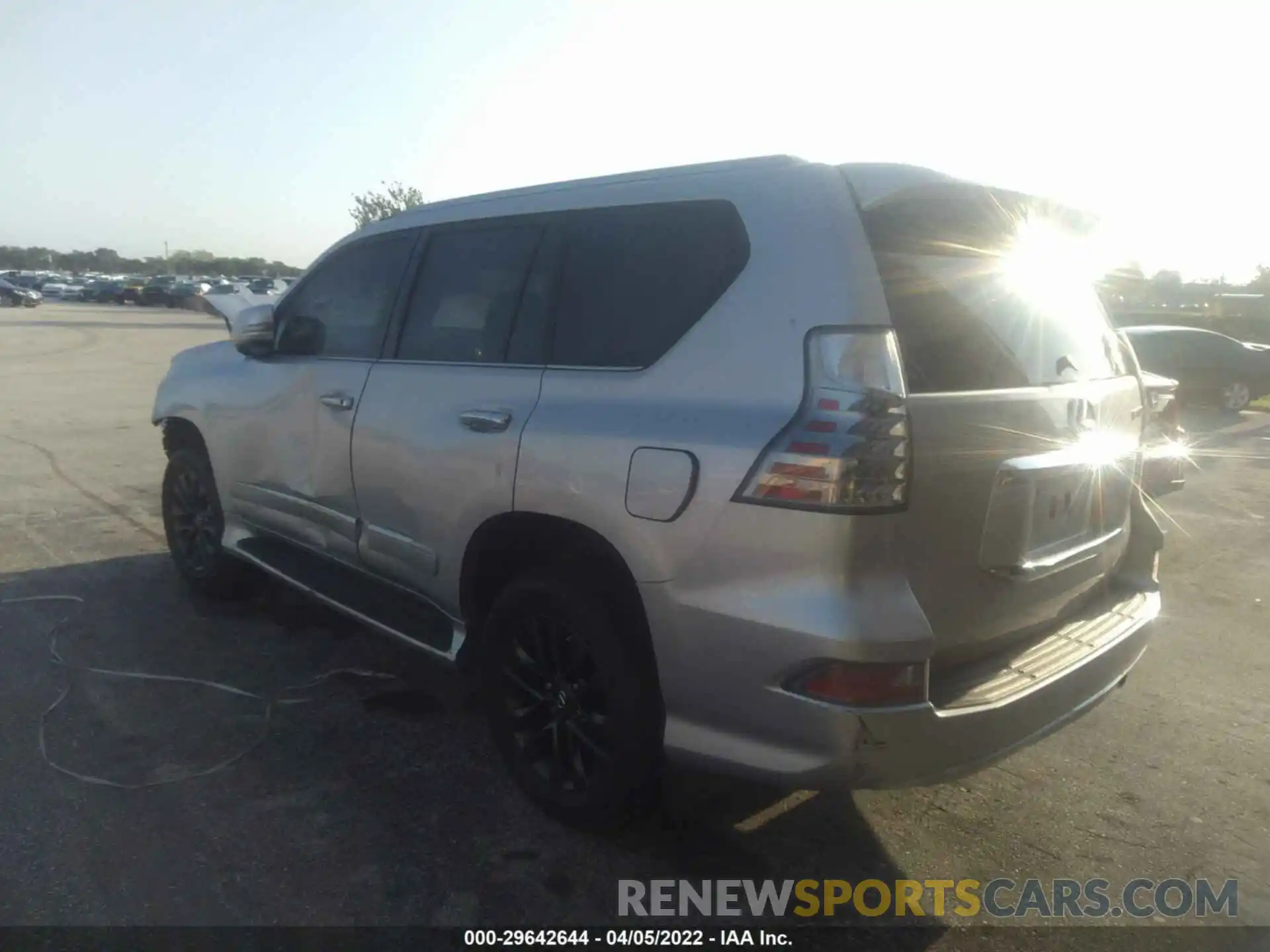 3 Photograph of a damaged car JTJBM7FX8K5219091 LEXUS GX 2019