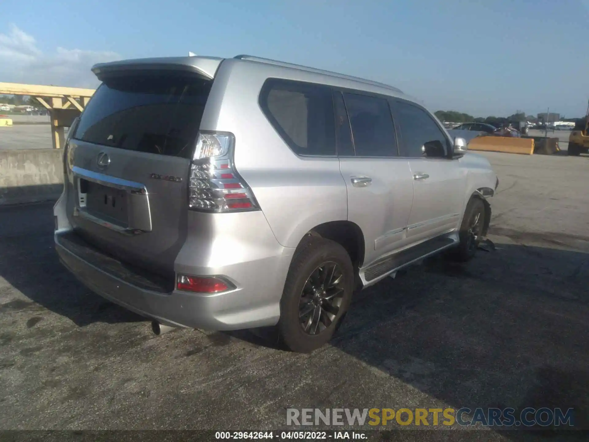 4 Photograph of a damaged car JTJBM7FX8K5219091 LEXUS GX 2019