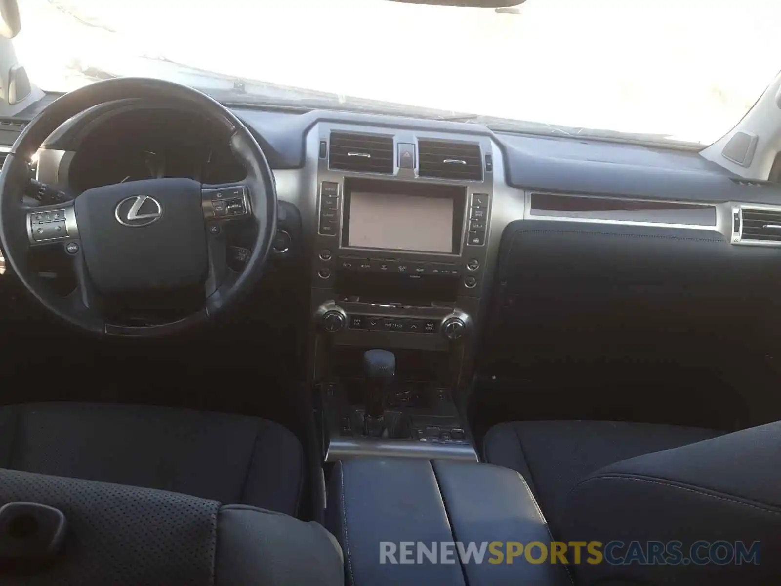 9 Фотография поврежденного автомобиля JTJBM7FX8K5219334 LEXUS GX 2019