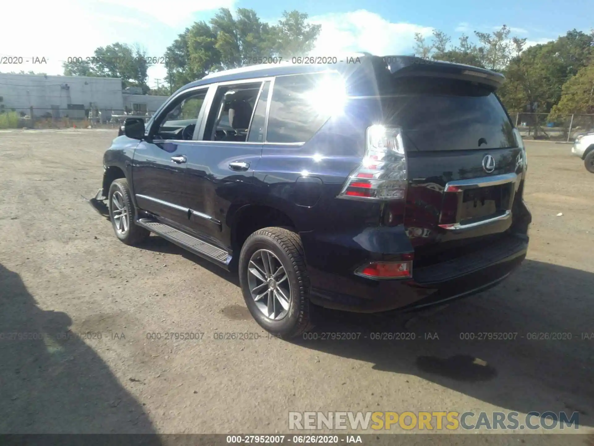 3 Фотография поврежденного автомобиля JTJBM7FX8K5219821 LEXUS GX 2019