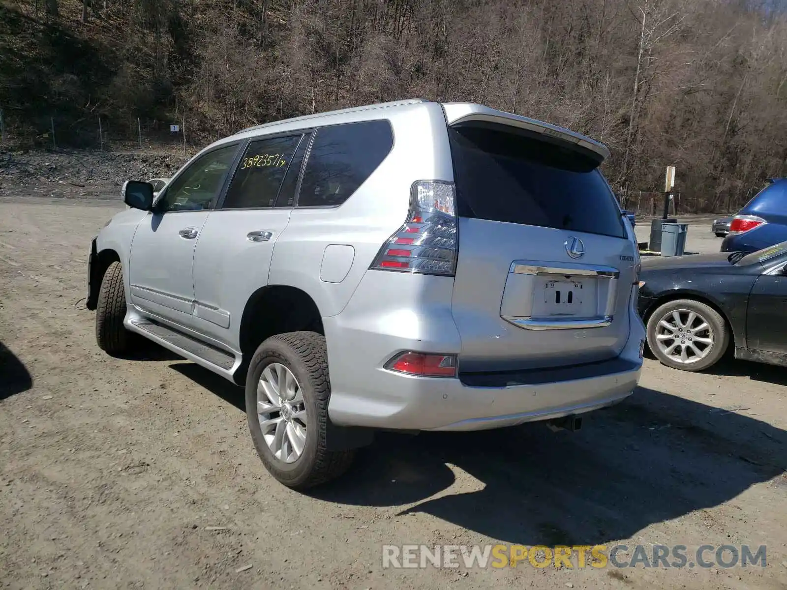 3 Photograph of a damaged car JTJBM7FX8K5221147 LEXUS GX 2019