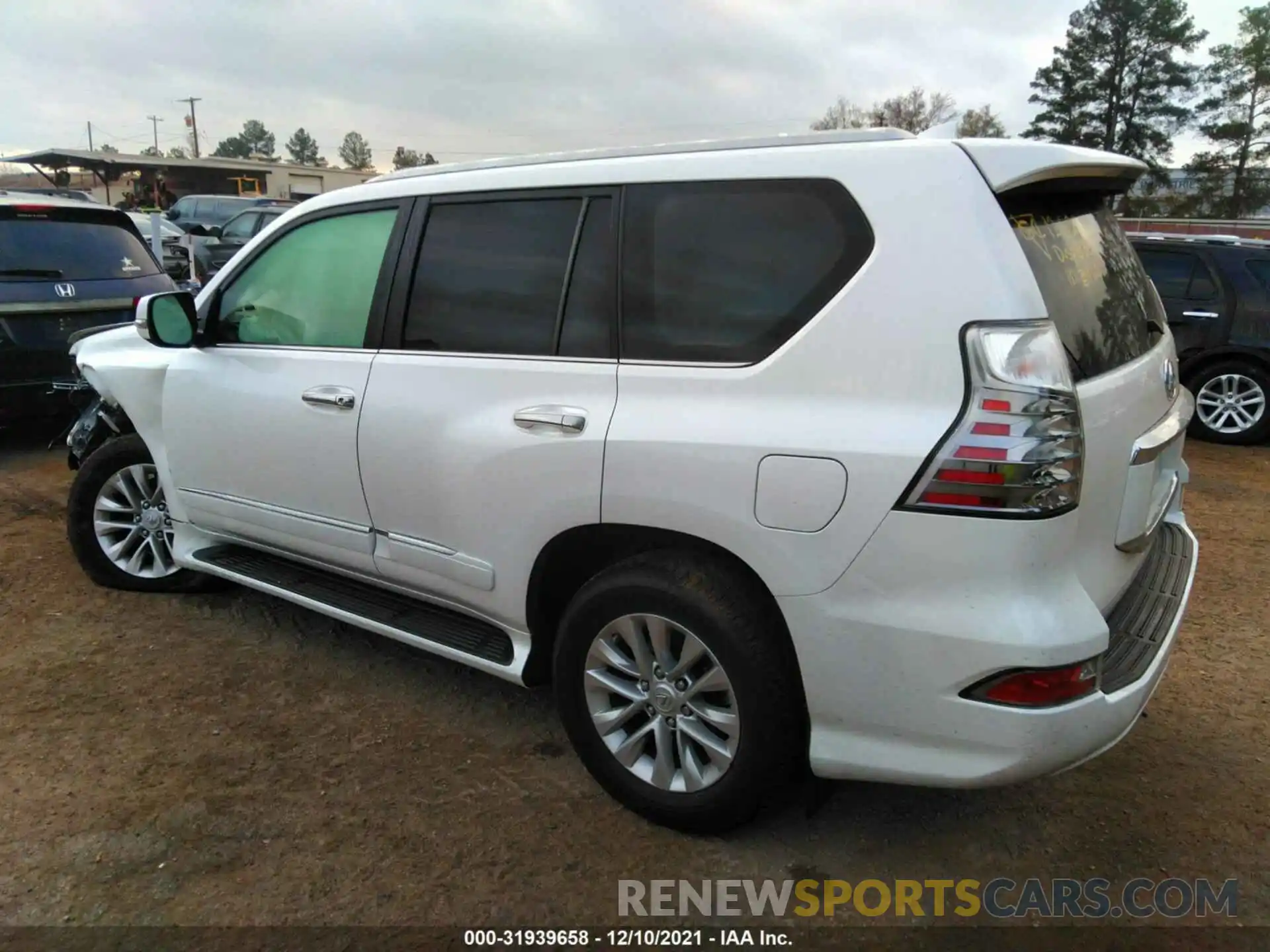 3 Photograph of a damaged car JTJBM7FX8K5232214 LEXUS GX 2019