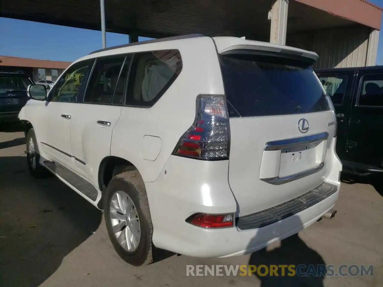 3 Photograph of a damaged car JTJBM7FX8K5236098 LEXUS GX 2019