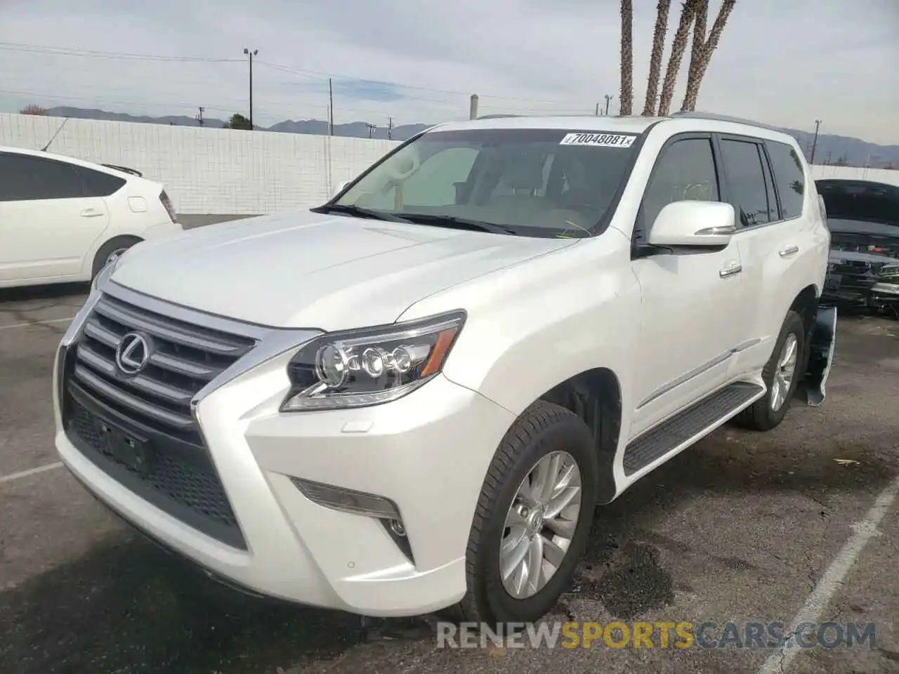 2 Photograph of a damaged car JTJBM7FX8K5238255 LEXUS GX 2019