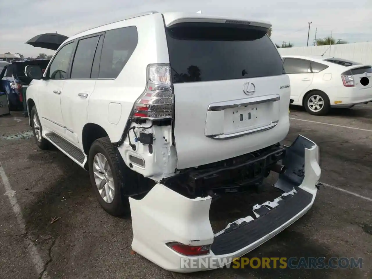 3 Фотография поврежденного автомобиля JTJBM7FX8K5238255 LEXUS GX 2019