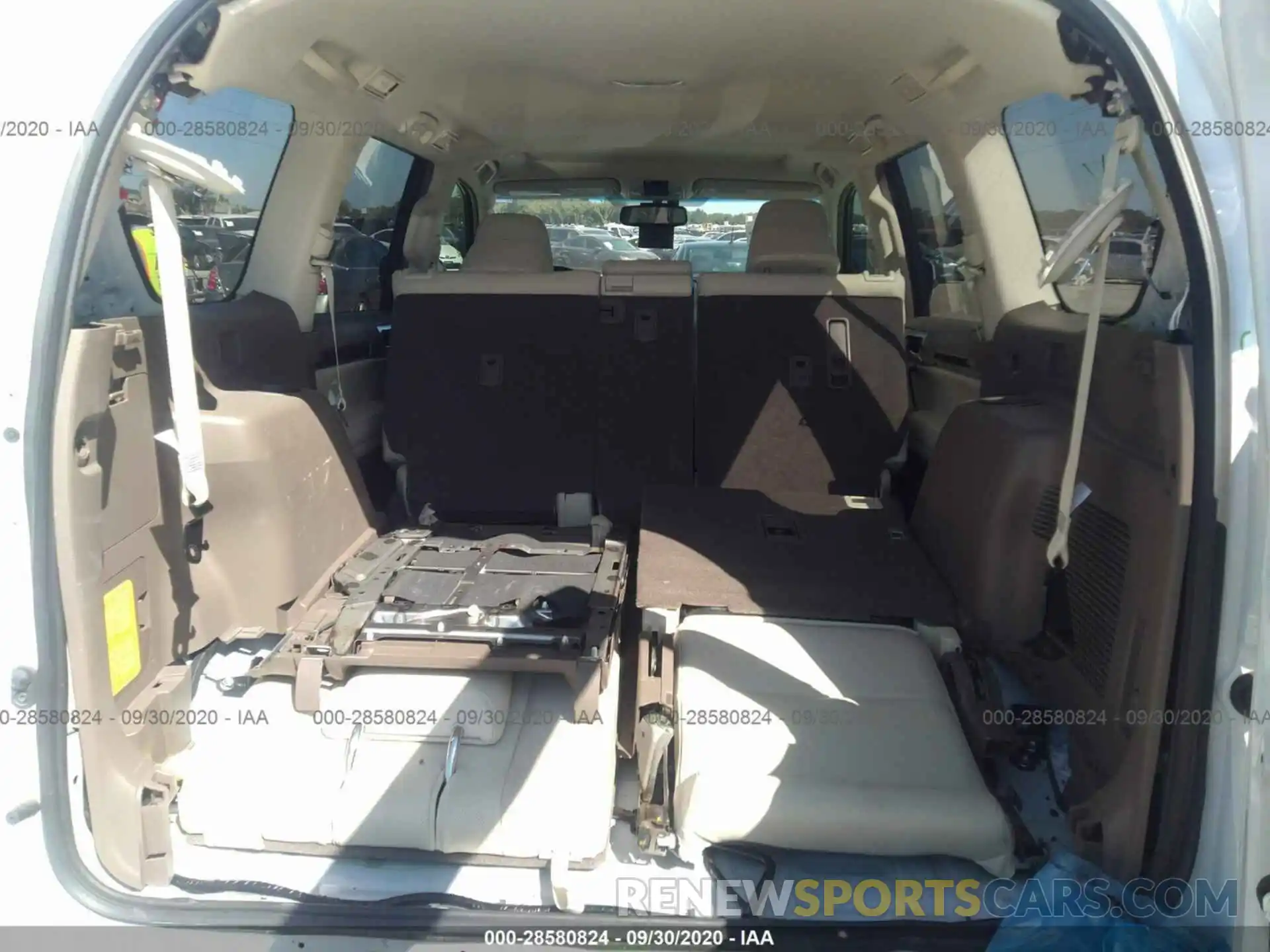 8 Photograph of a damaged car JTJBM7FX9K5212716 LEXUS GX 2019