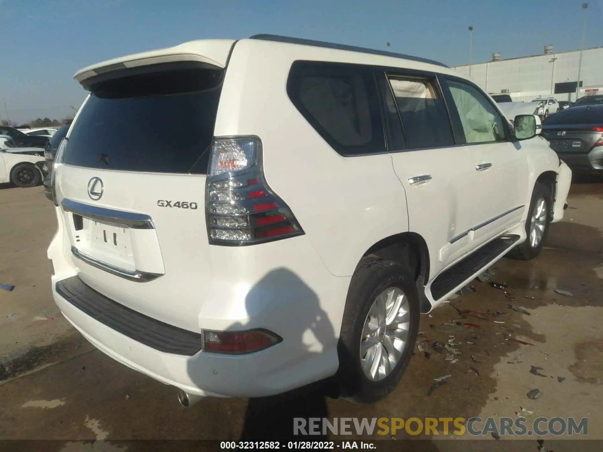 4 Фотография поврежденного автомобиля JTJBM7FX9K5215180 LEXUS GX 2019