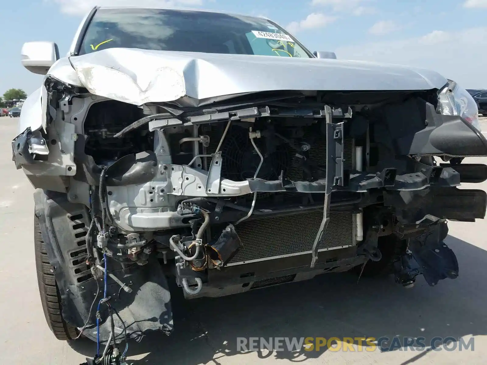 9 Photograph of a damaged car JTJBM7FX9K5216717 LEXUS GX 2019