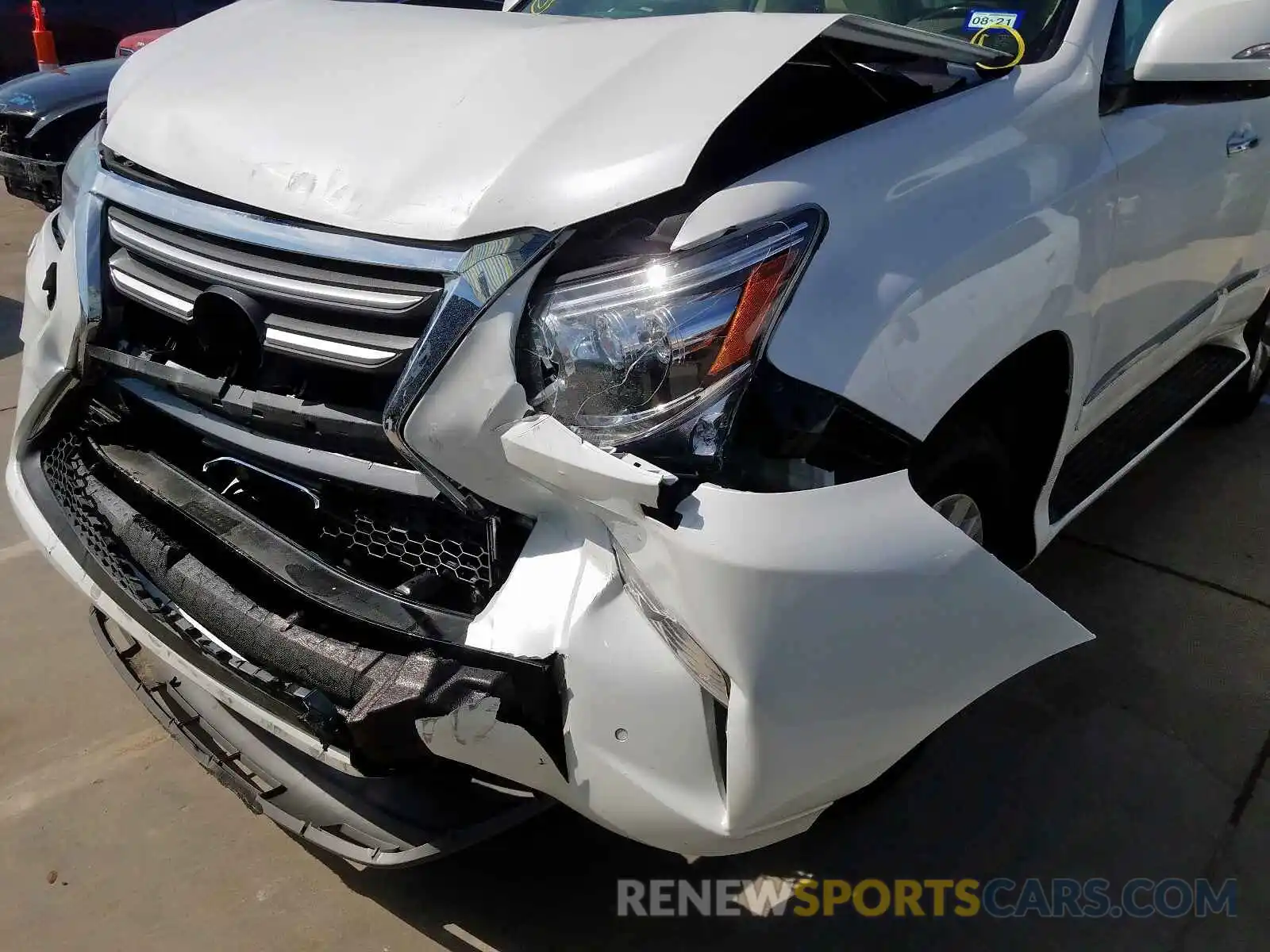 9 Photograph of a damaged car JTJBM7FX9K5229452 LEXUS GX 2019