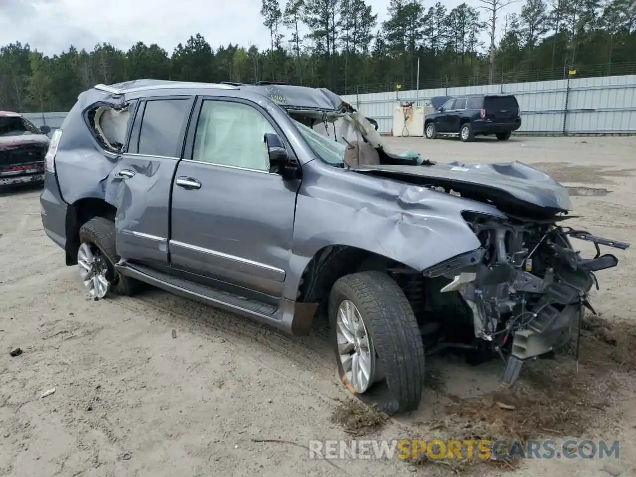 4 Photograph of a damaged car JTJBM7FX9K5238698 LEXUS GX 2019