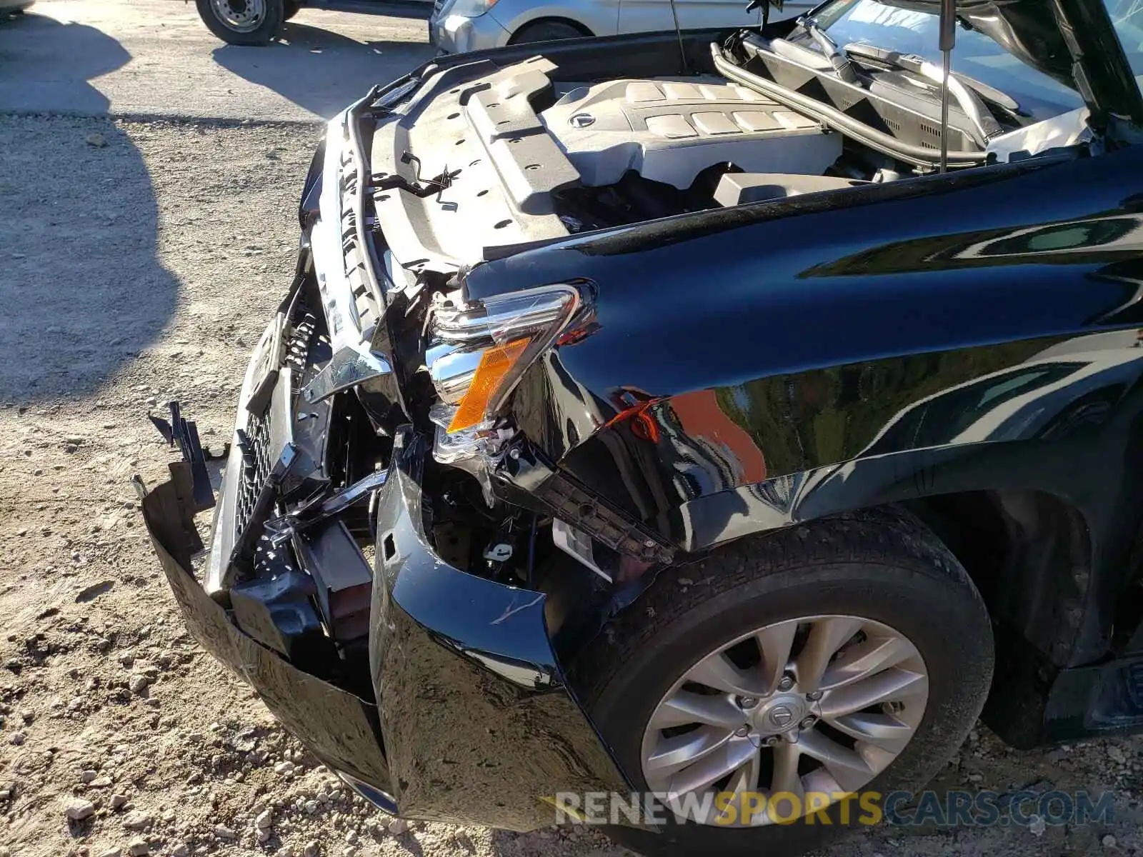 9 Photograph of a damaged car JTJBM7FXXK5210991 LEXUS GX 2019