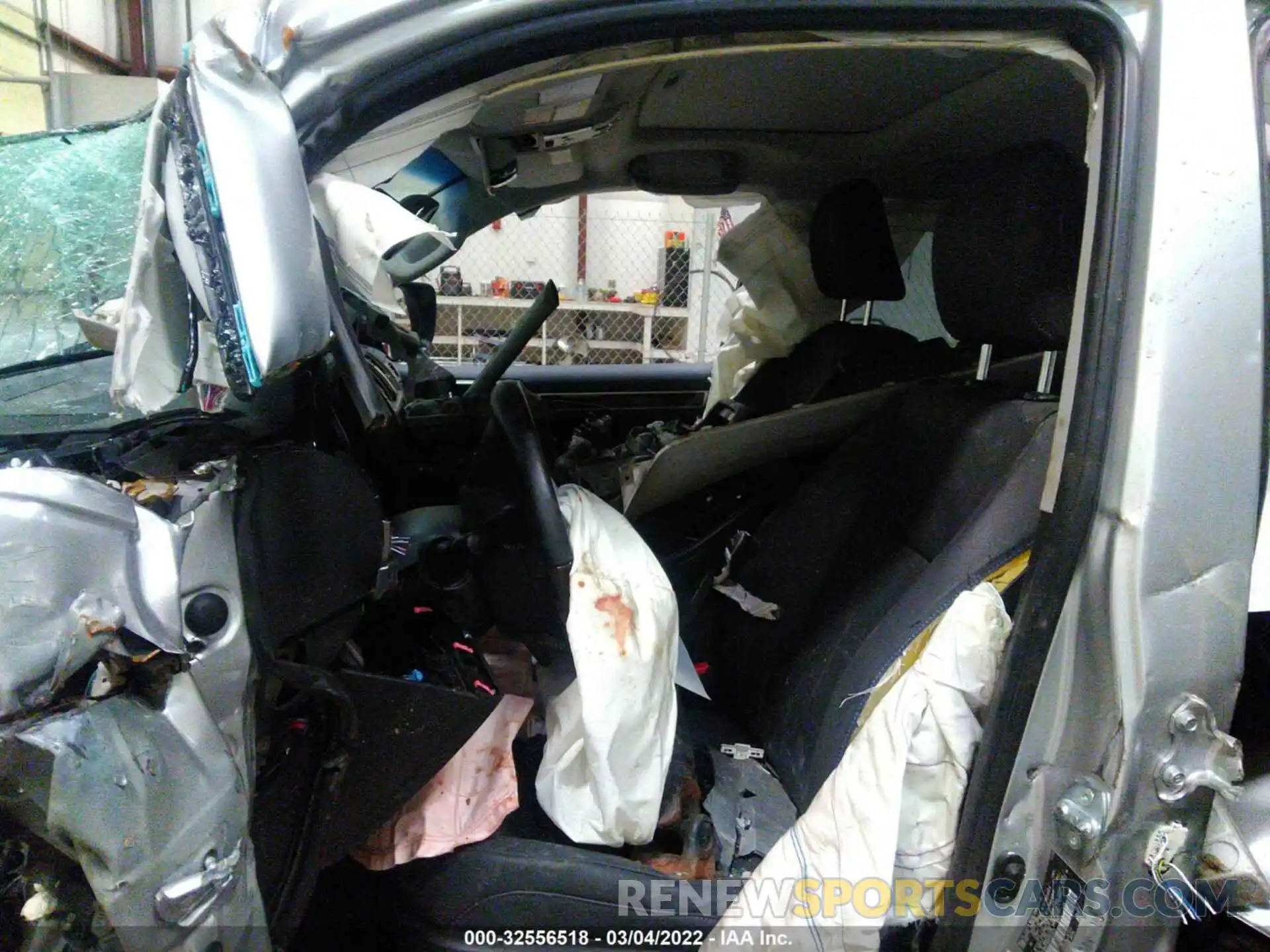 5 Photograph of a damaged car JTJBM7FXXK5221425 LEXUS GX 2019