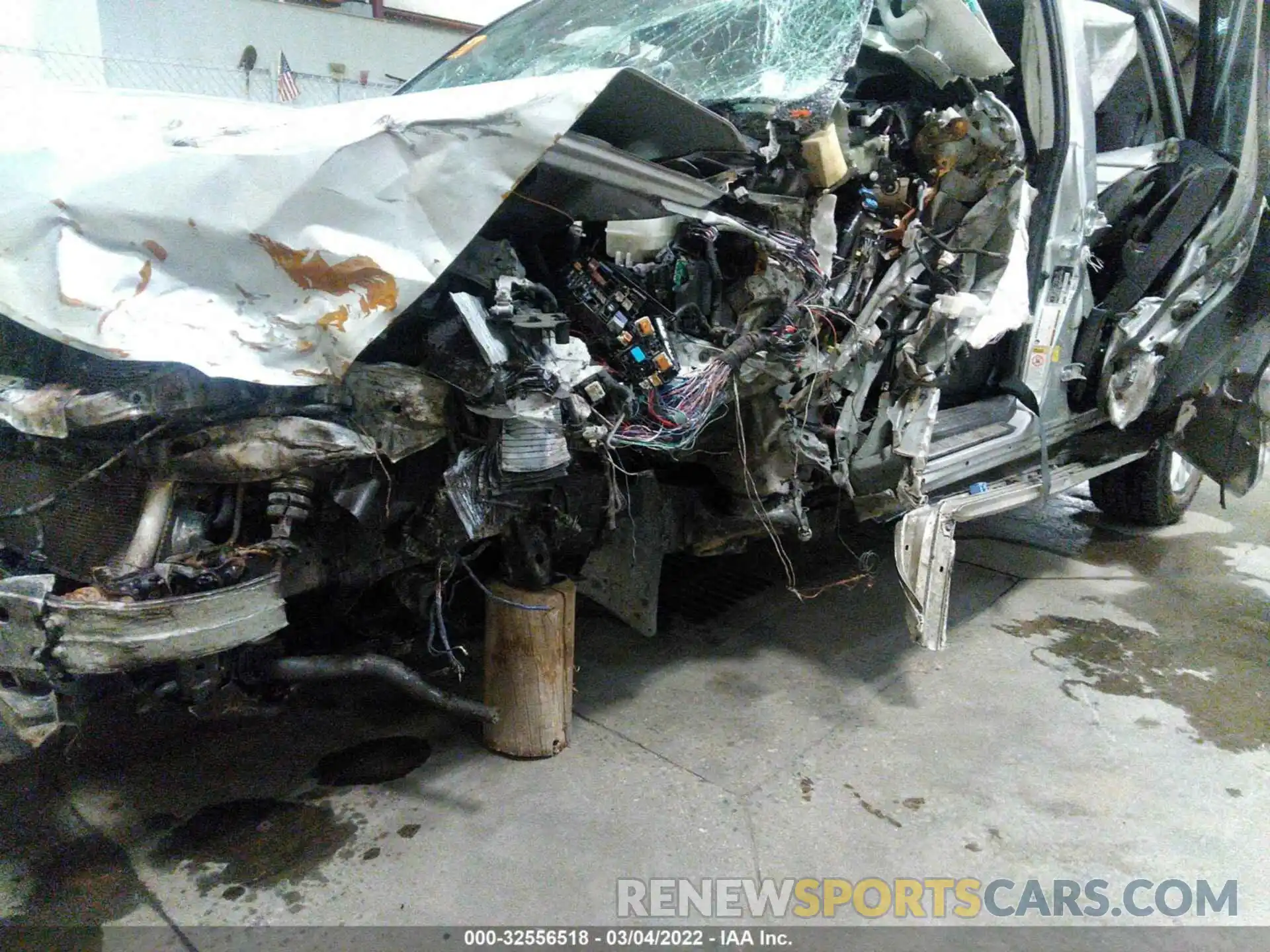 6 Photograph of a damaged car JTJBM7FXXK5221425 LEXUS GX 2019