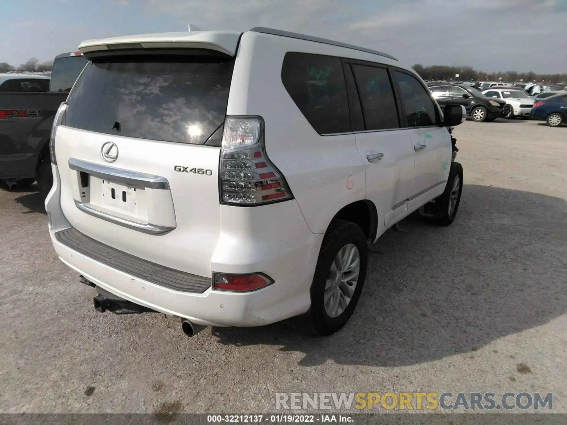 4 Фотография поврежденного автомобиля JTJBM7FXXK5221795 LEXUS GX 2019