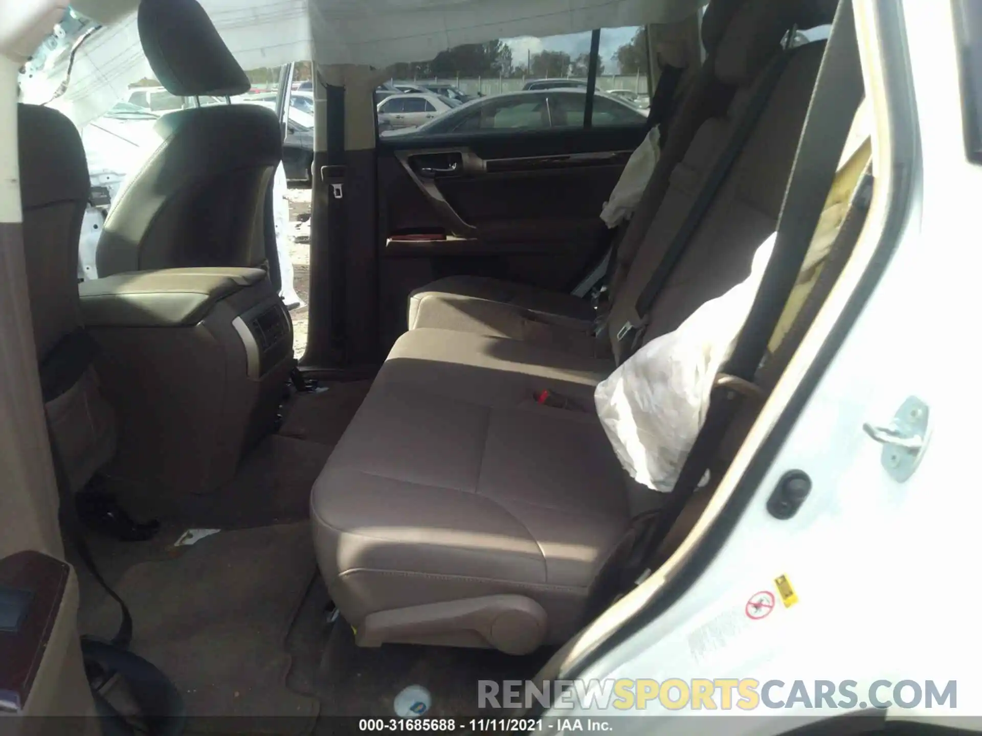 8 Photograph of a damaged car JTJBM7FXXK5224745 LEXUS GX 2019