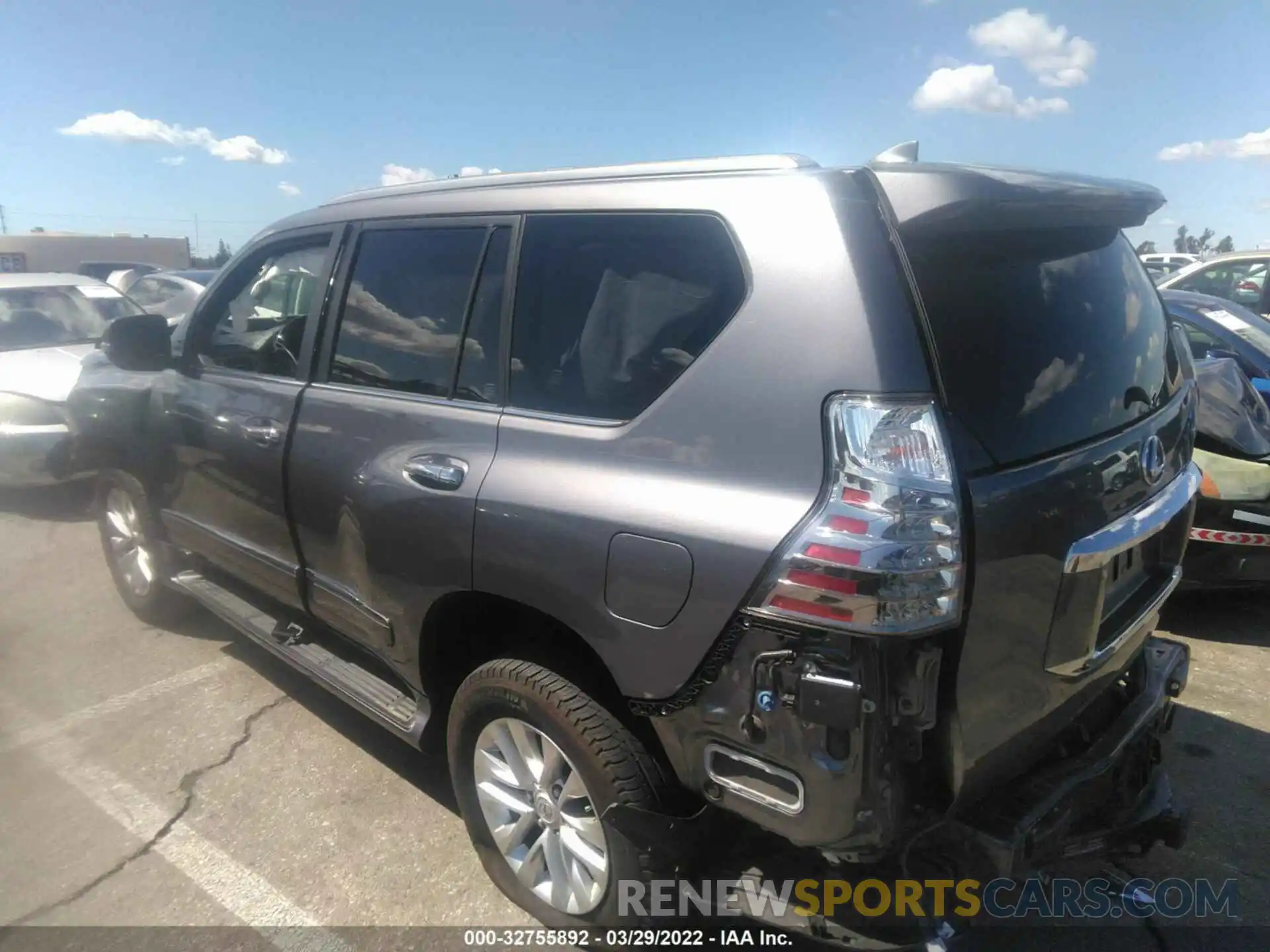 3 Photograph of a damaged car JTJBM7FXXK5236247 LEXUS GX 2019