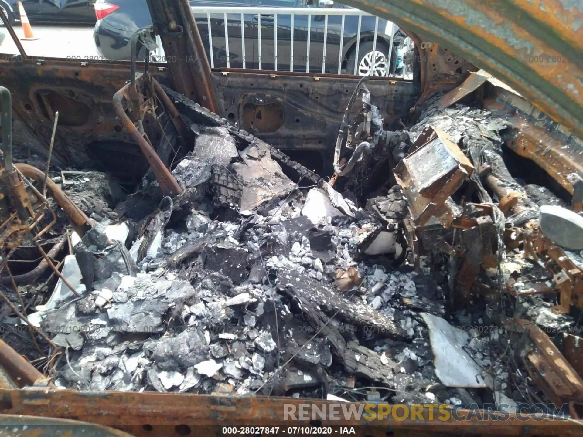 5 Photograph of a damaged car JTJJM7FX1K5212138 LEXUS GX 2019