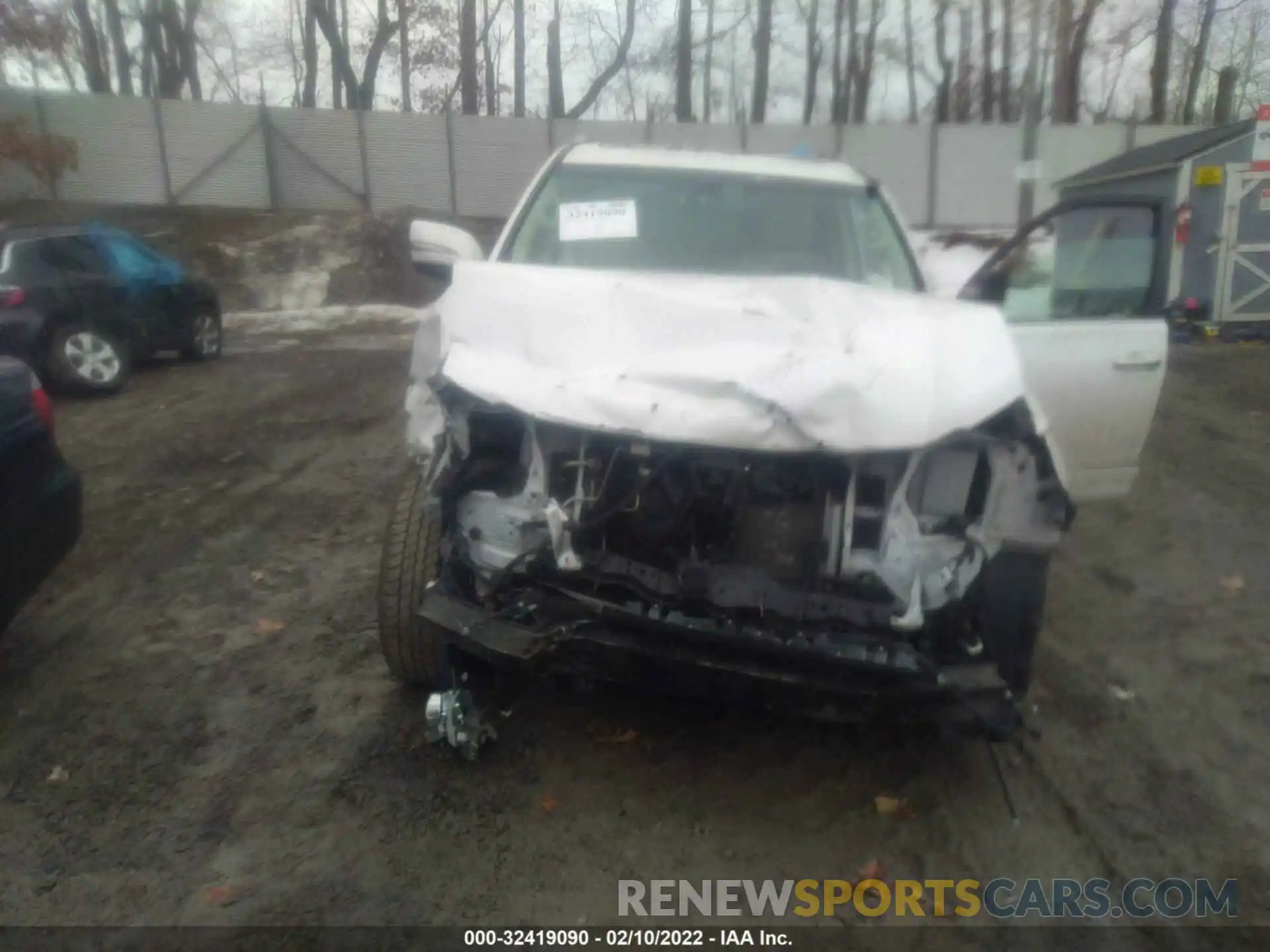 6 Photograph of a damaged car JTJJM7FX1K5228923 LEXUS GX 2019