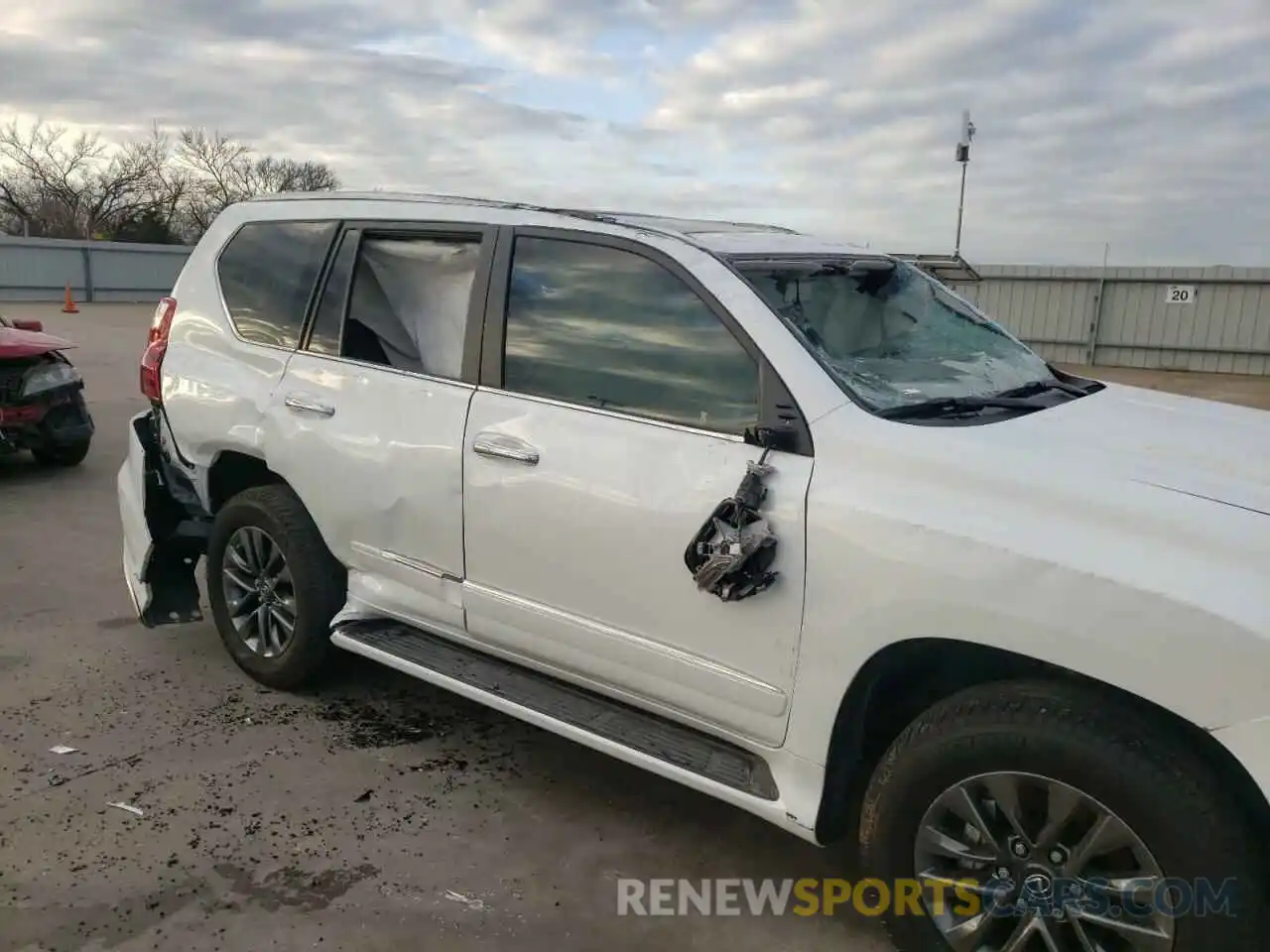 9 Photograph of a damaged car JTJJM7FX2K5221690 LEXUS GX 2019