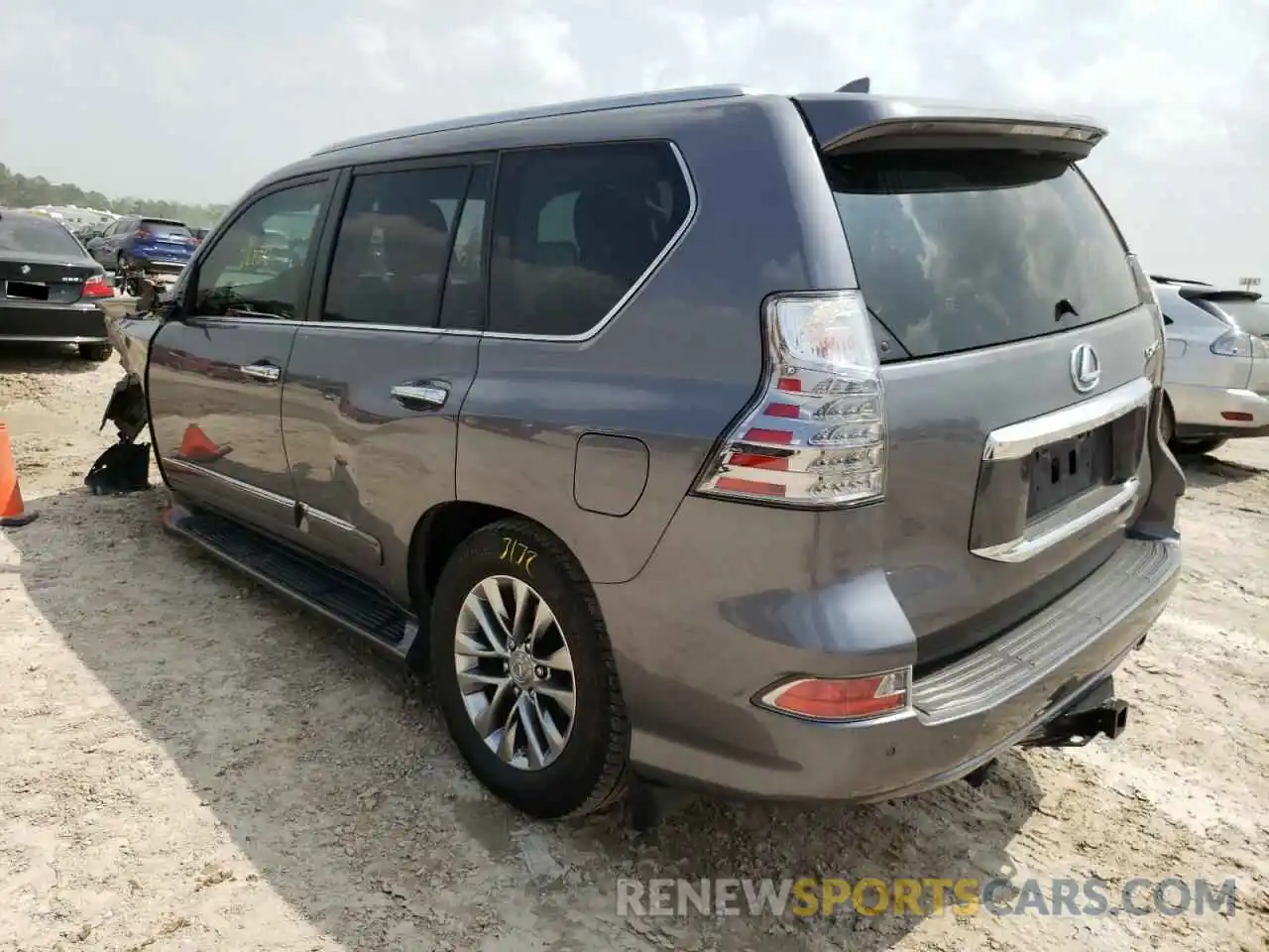 3 Фотография поврежденного автомобиля JTJJM7FX6K5222065 LEXUS GX 2019