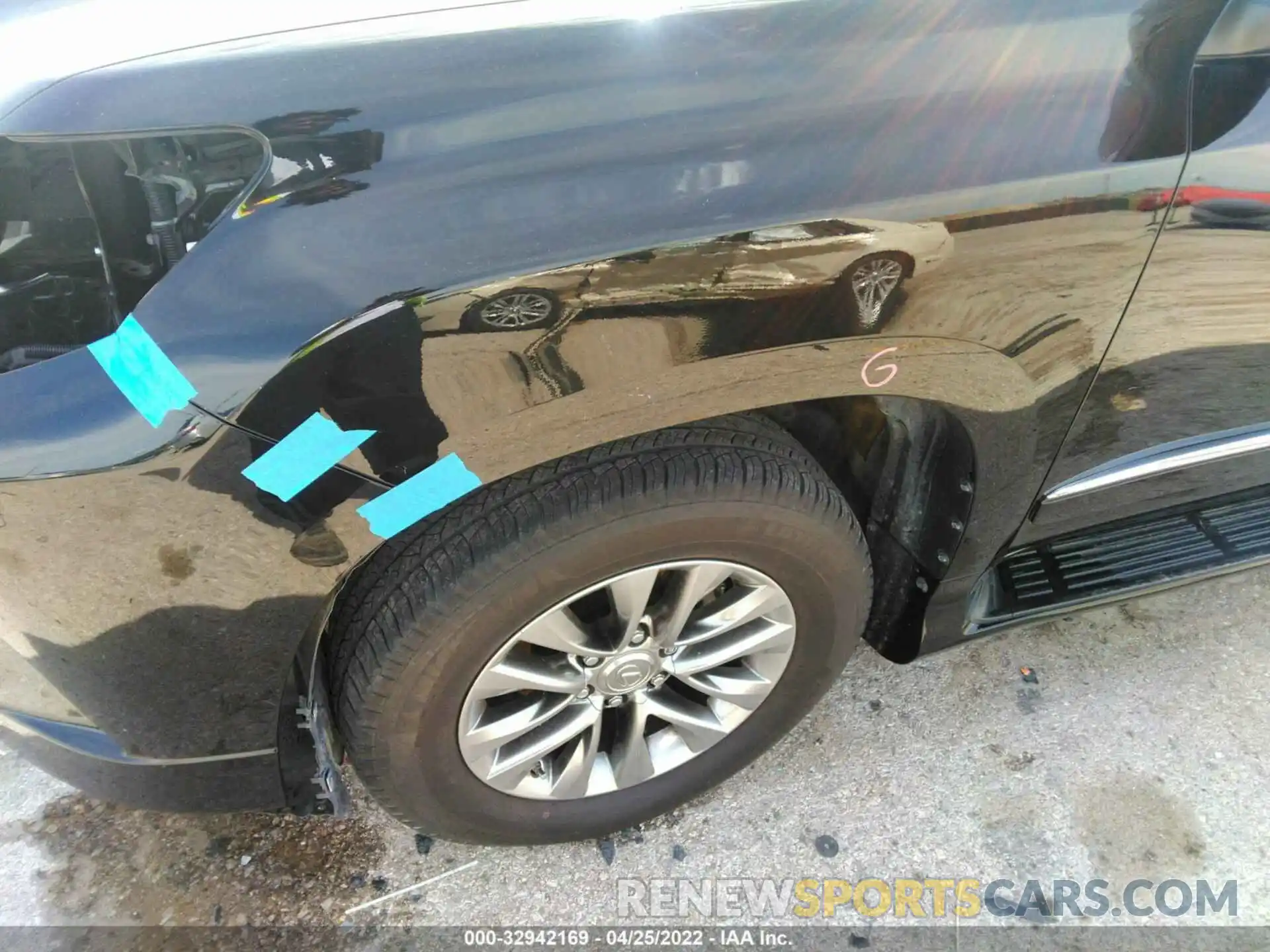 13 Photograph of a damaged car JTJJM7FX9K5220021 LEXUS GX 2019