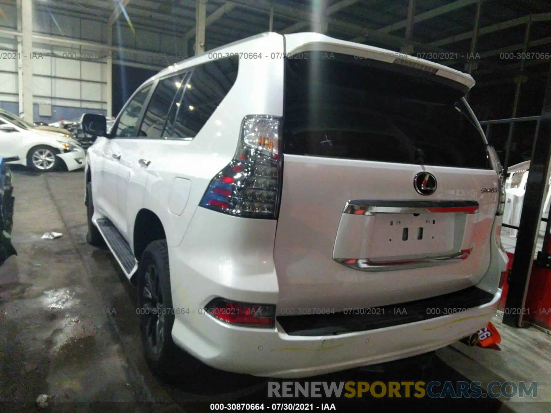 3 Фотография поврежденного автомобиля 000AM7BX9L5259781 LEXUS GX 2020