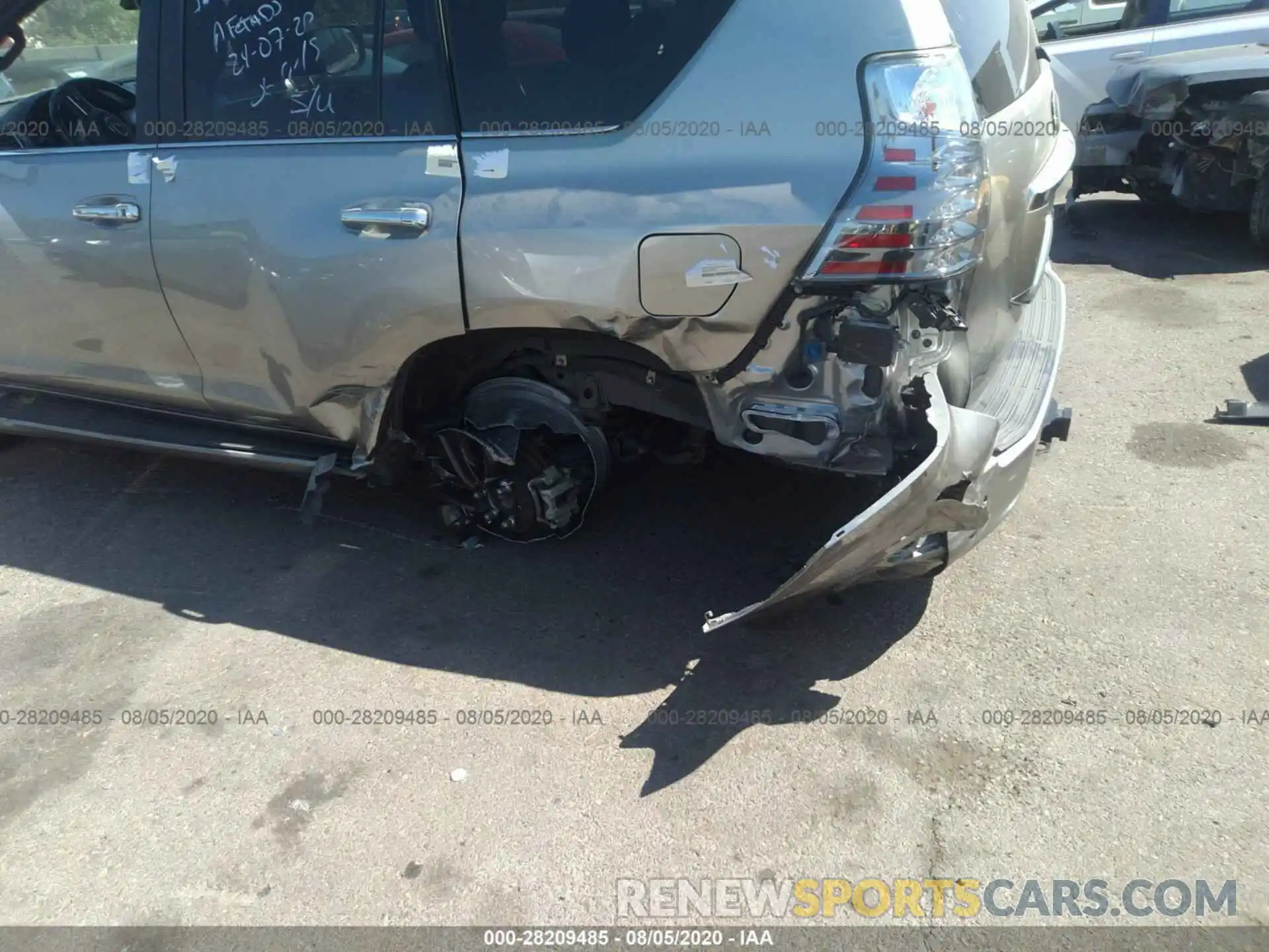 6 Фотография поврежденного автомобиля JTJAM7BX0L5244716 LEXUS GX 2020