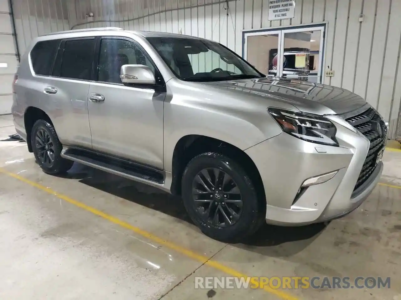 4 Фотография поврежденного автомобиля JTJAM7BX0L5247650 LEXUS GX 2020